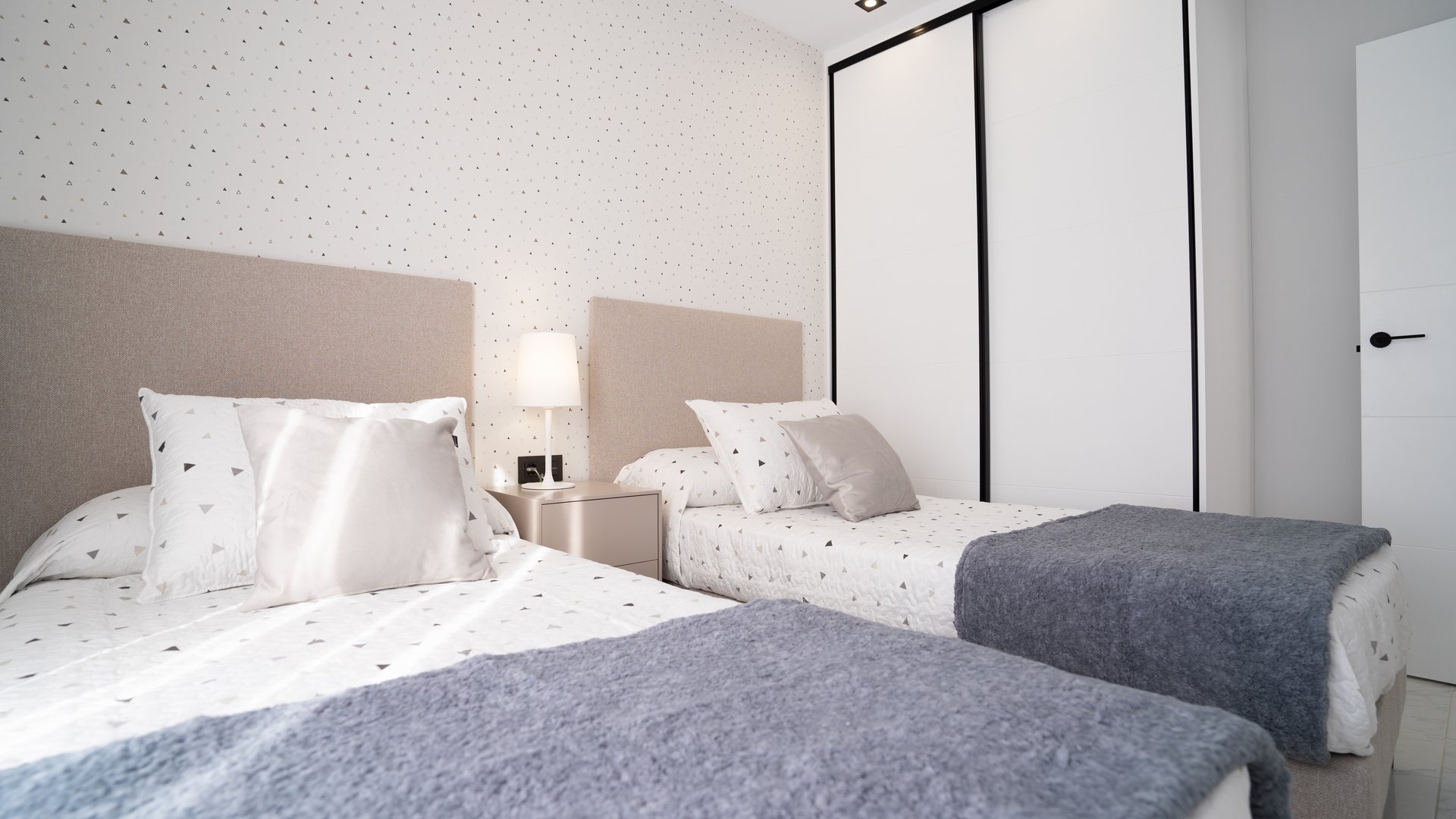 Obra nueva - Apartamentos -
Pilar de la Horadada