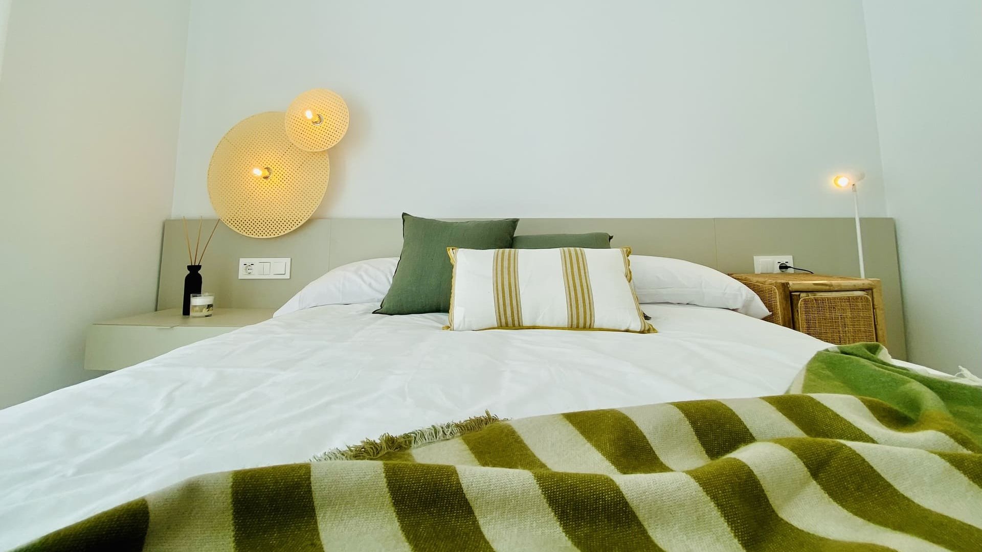 Obra nueva - Apartamentos -
Pilar de la Horadada