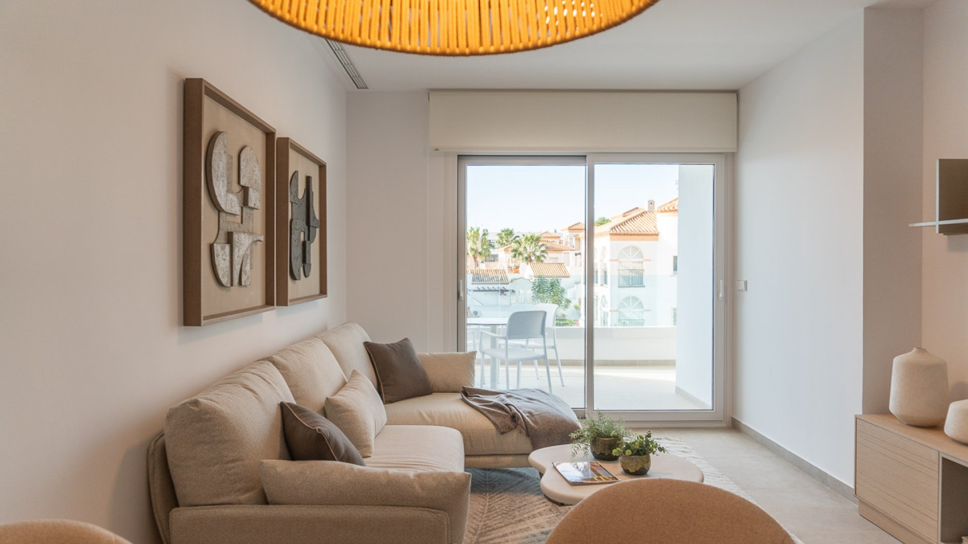Obra nueva - Apartamentos -
Playa Flamenca