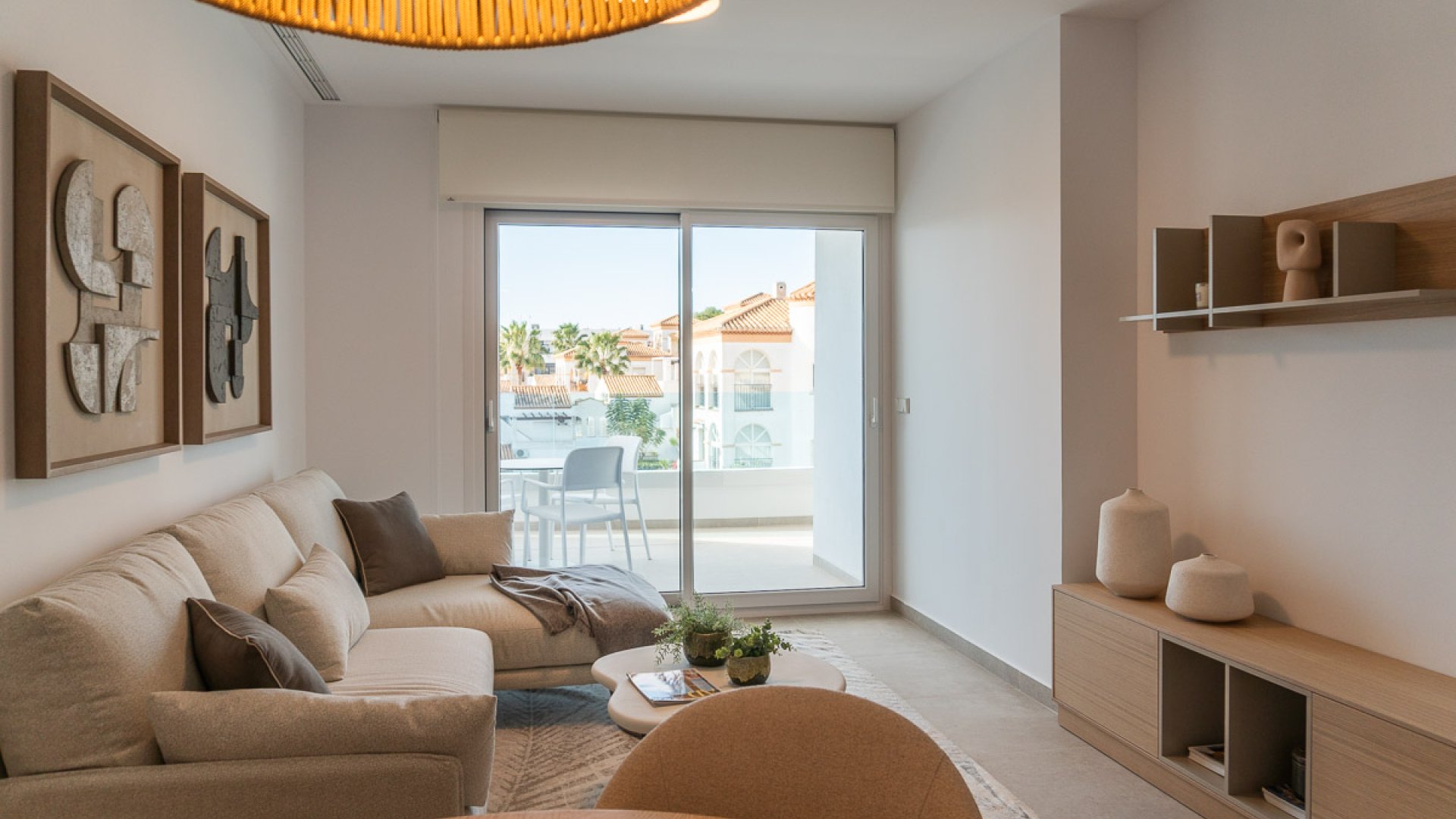 Obra nueva - Apartamentos -
Playa Flamenca