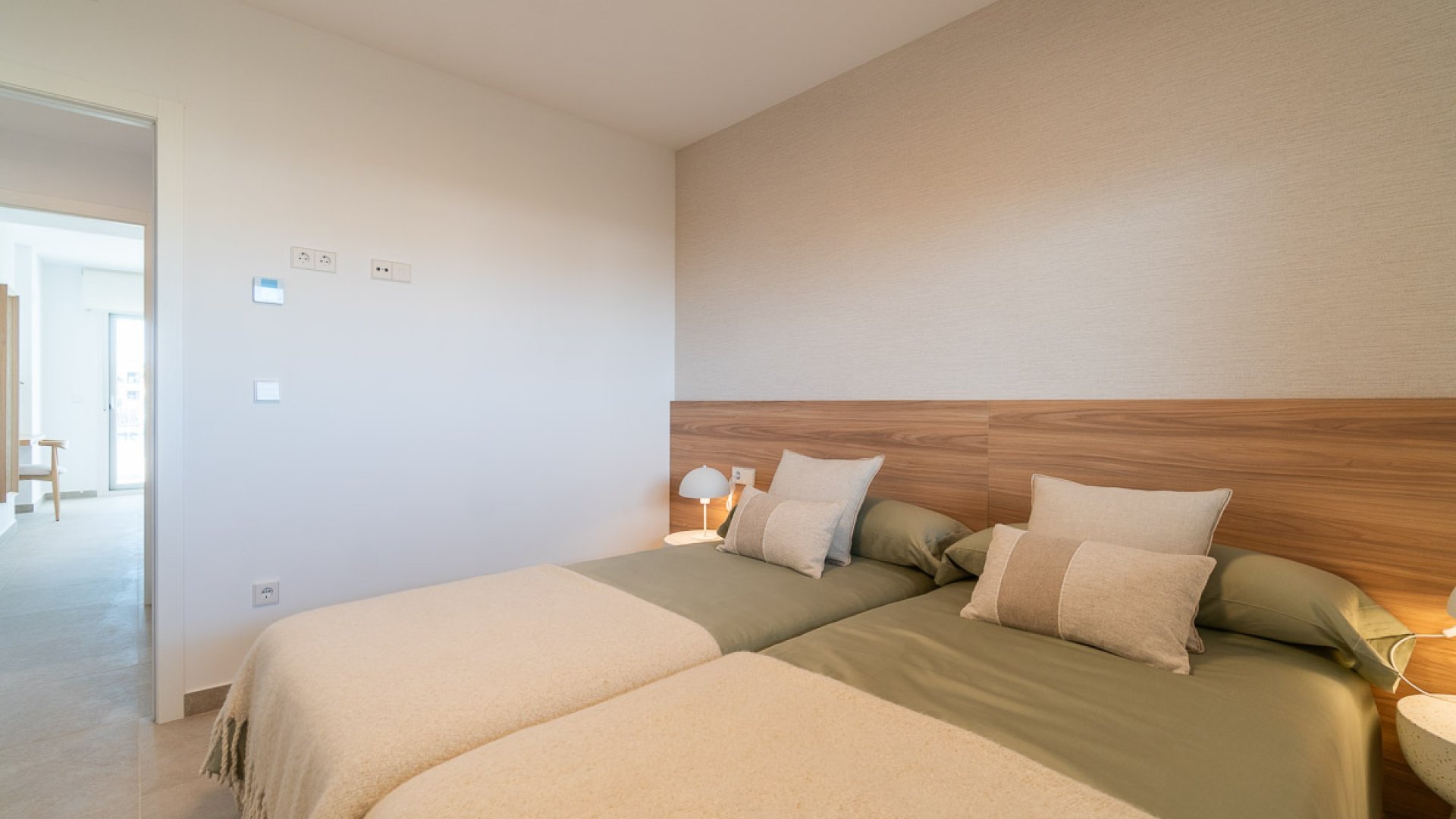 Obra nueva - Apartamentos -
Playa Flamenca