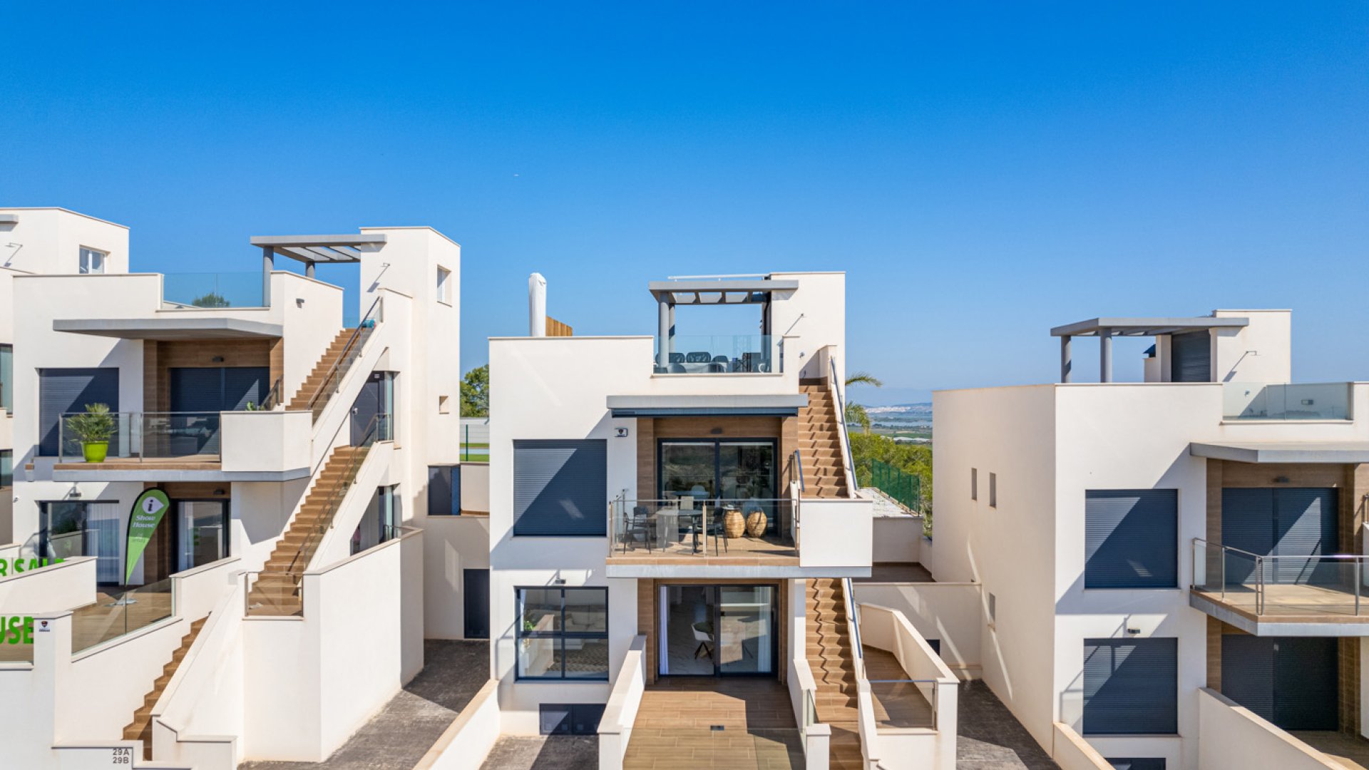 Obra nueva - Apartamentos -
San Miguel de Salinas