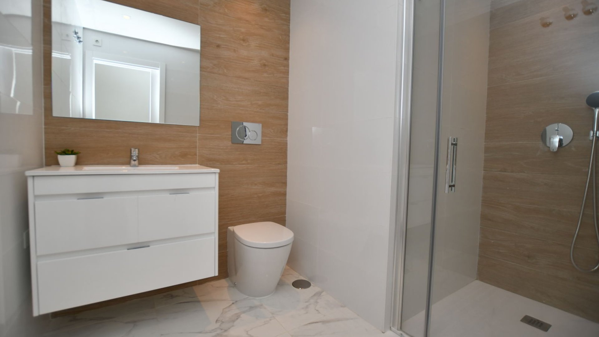 Obra nueva - Apartamentos -
San Miguel de Salinas