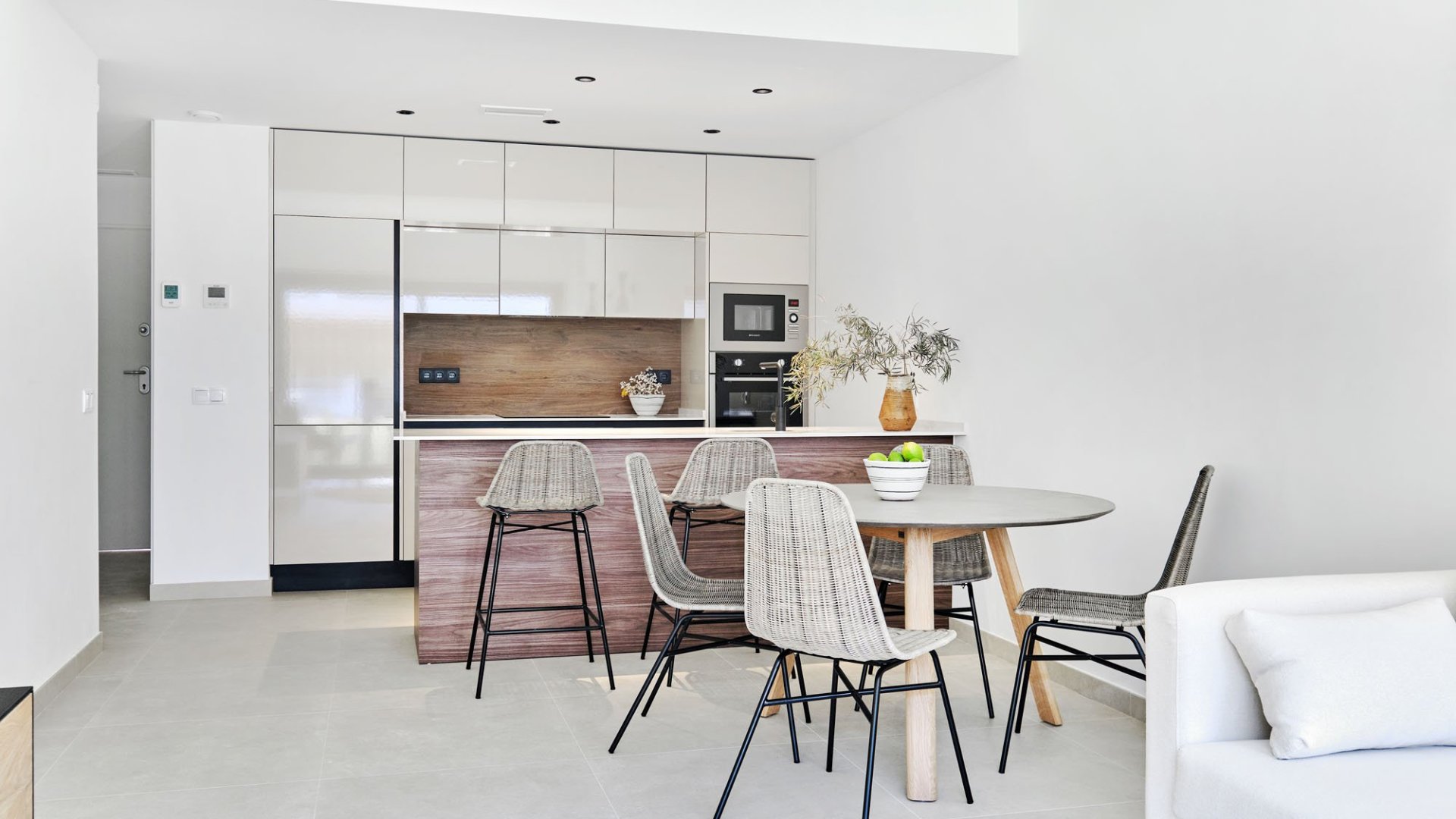 Obra nueva - Apartamentos -
Torrevieja