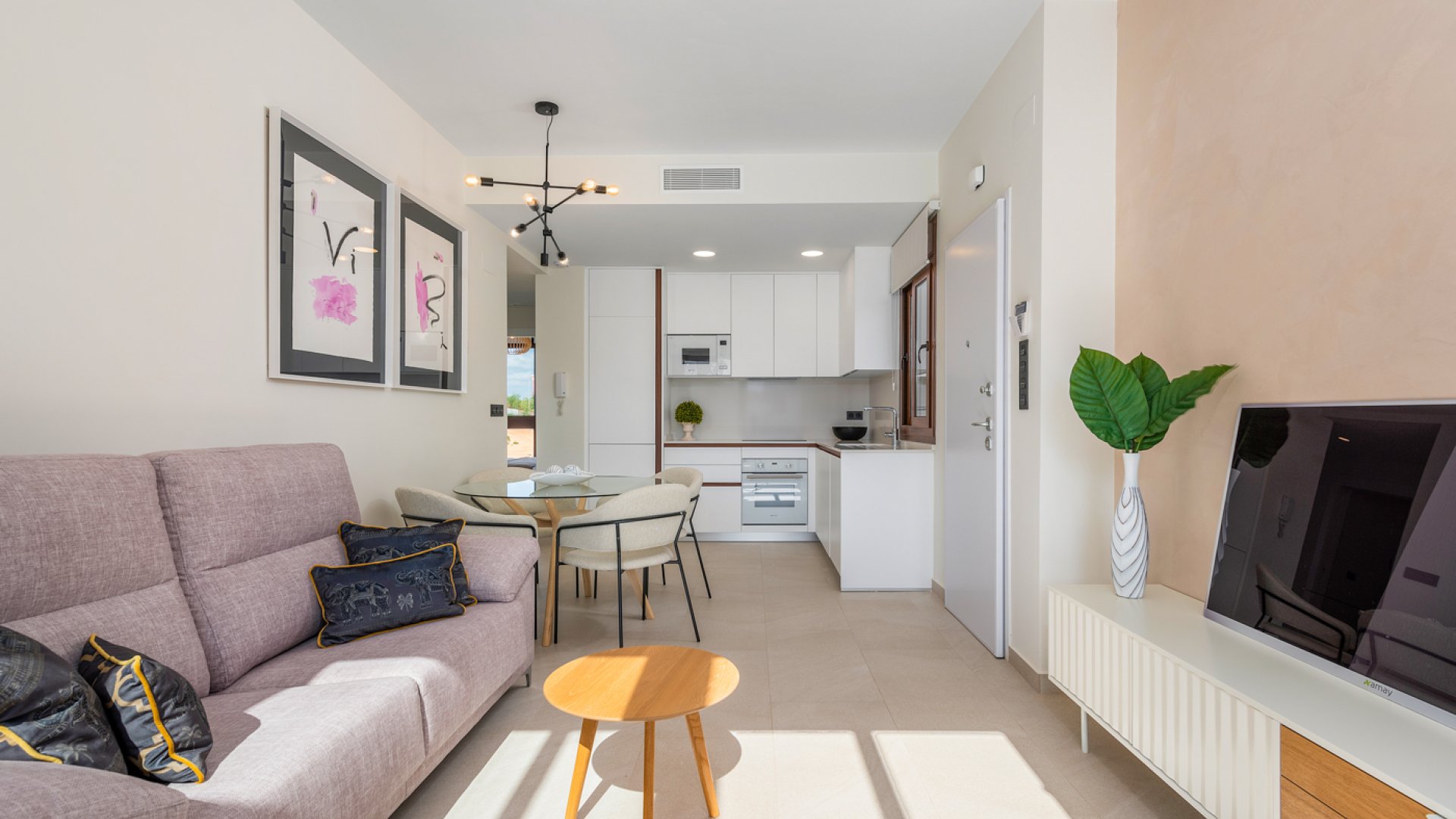 Obra nueva - Apartamentos -
Torrevieja