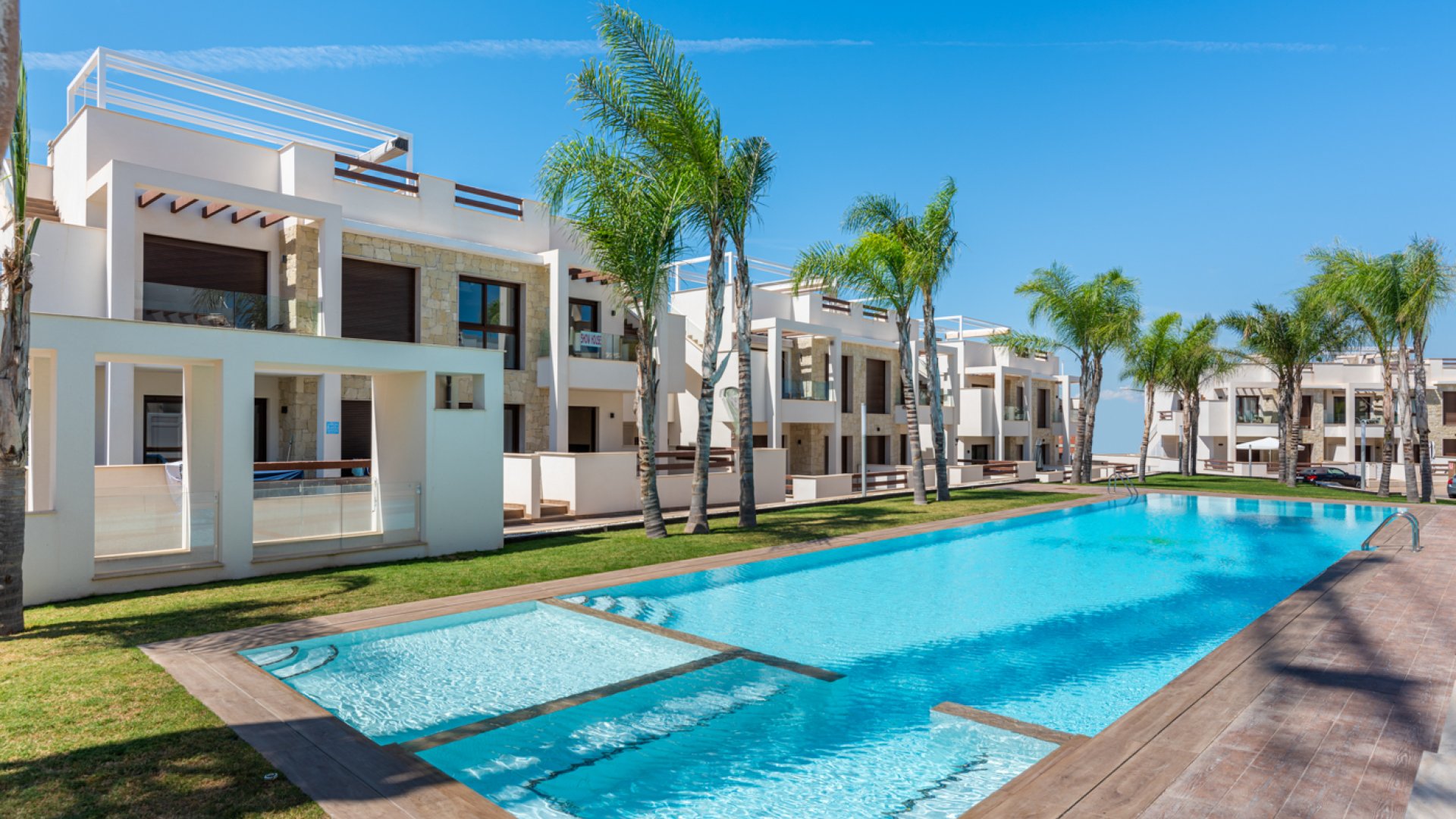 Obra nueva - Apartamentos -
Torrevieja
