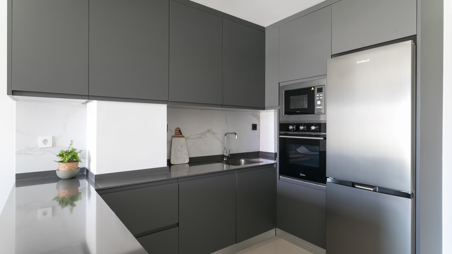 Obra nueva - Apartamentos -
Torrevieja