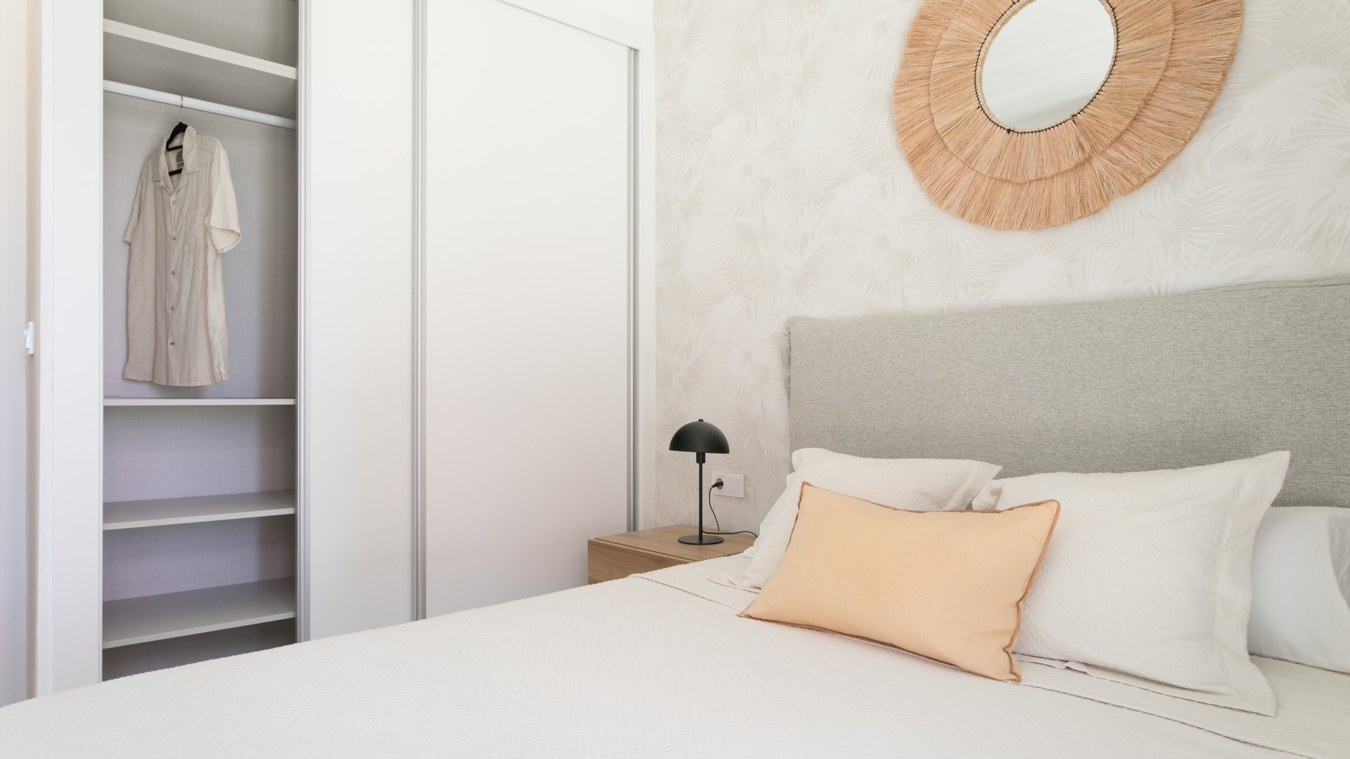 Obra nueva - Apartamentos -
Torrevieja