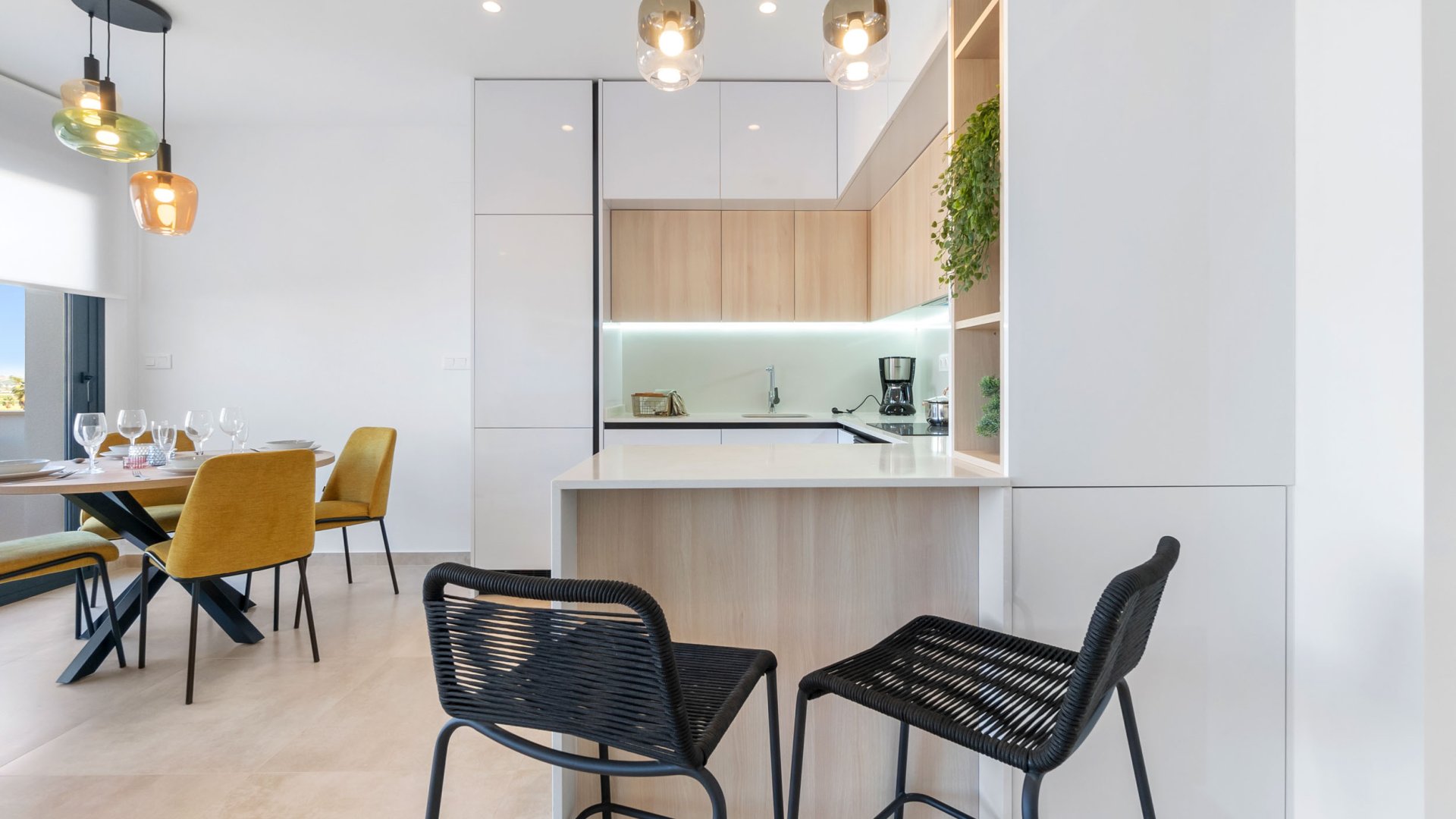 Obra nueva - Apartamentos -
Torrevieja