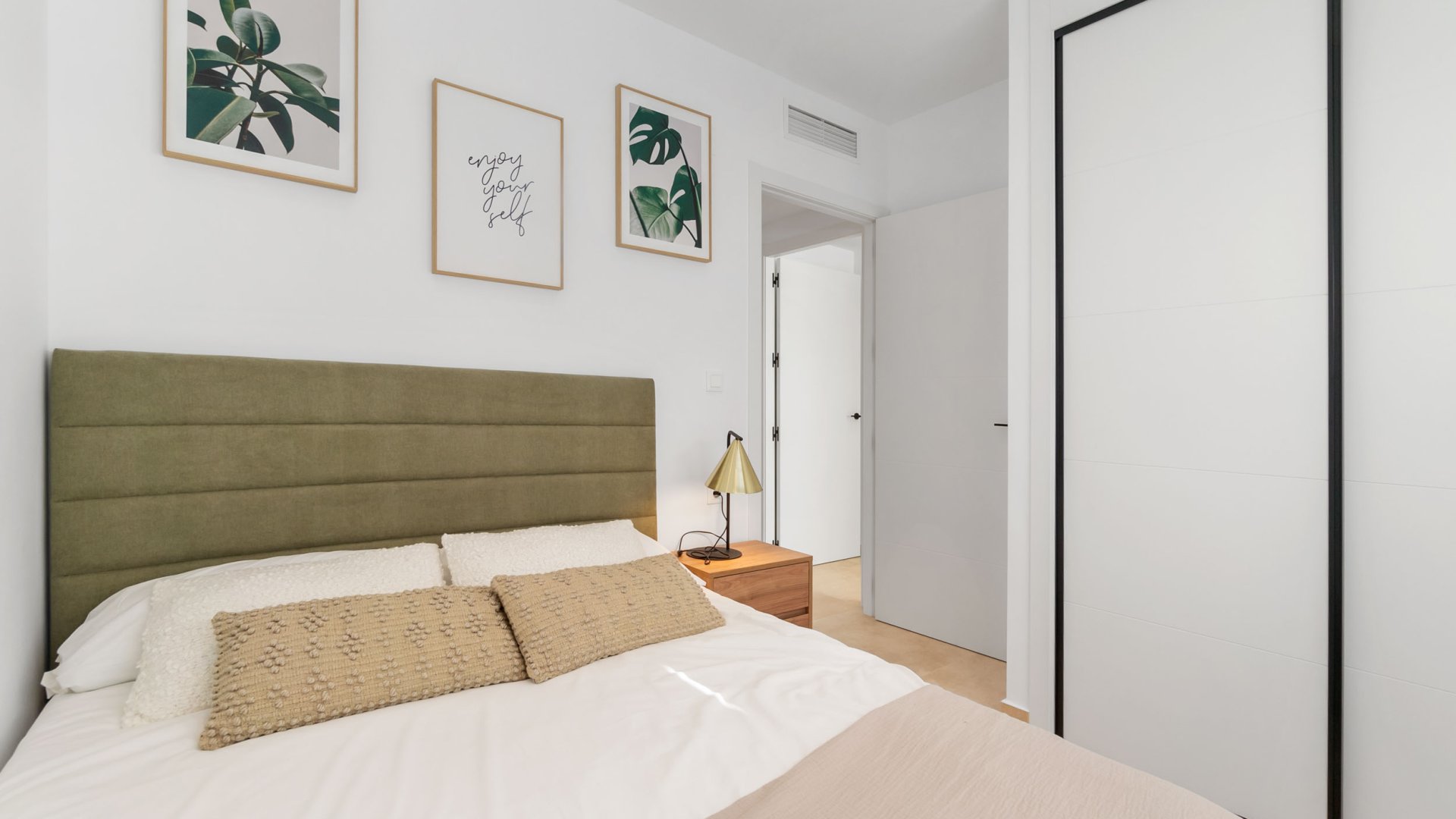 Obra nueva - Apartamentos -
Torrevieja