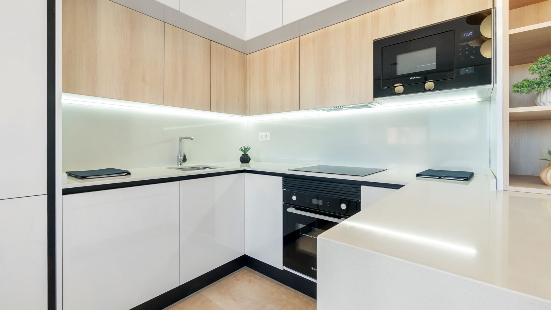 Obra nueva - Apartamentos -
Torrevieja