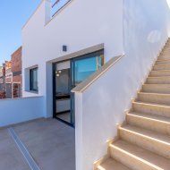 Obra nueva - Apartamentos -
Torrevieja