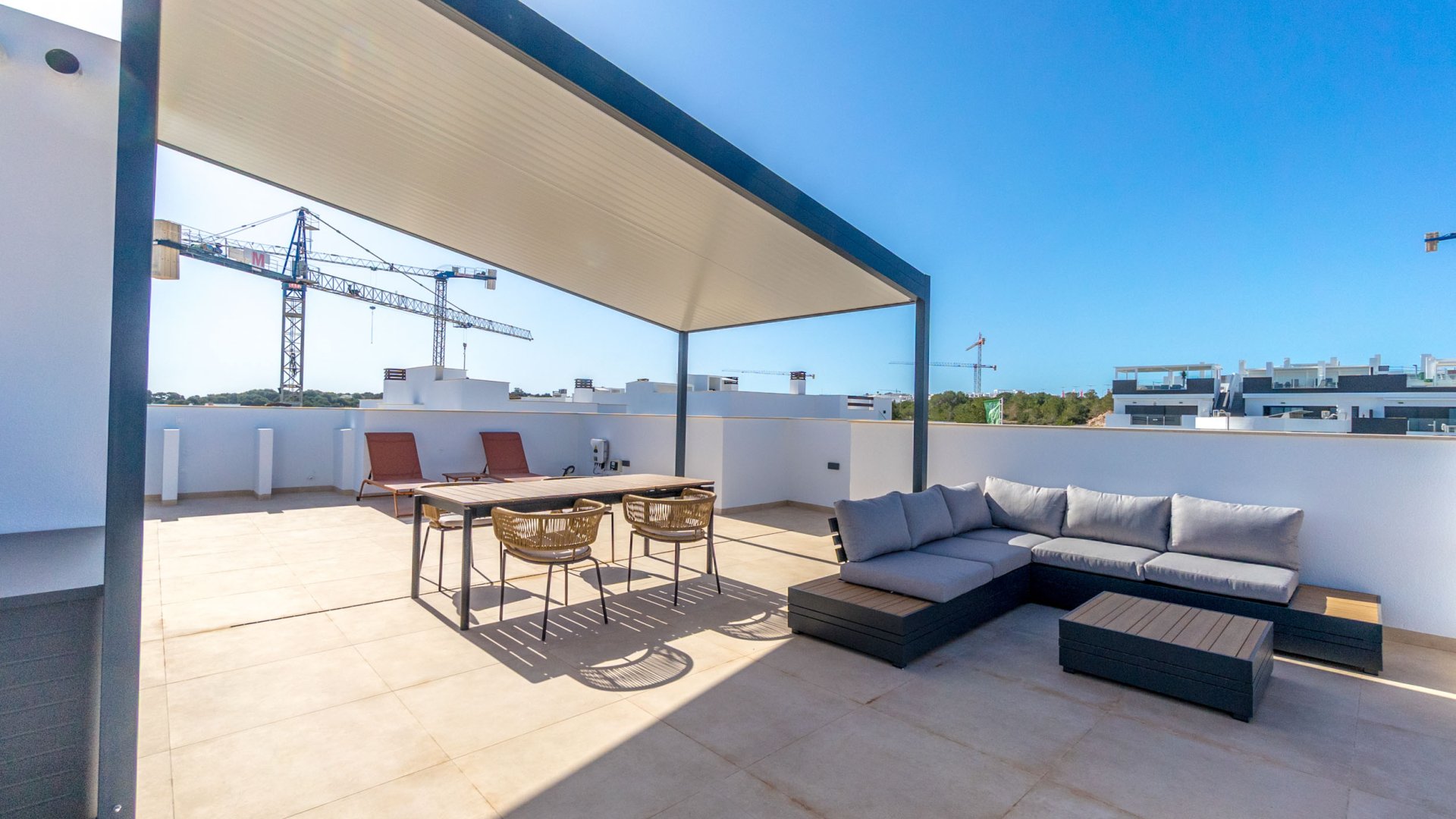 Obra nueva - Apartamentos -
Torrevieja