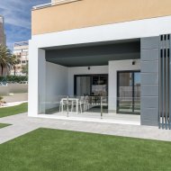 Obra nueva - Apartamentos -
Torrevieja