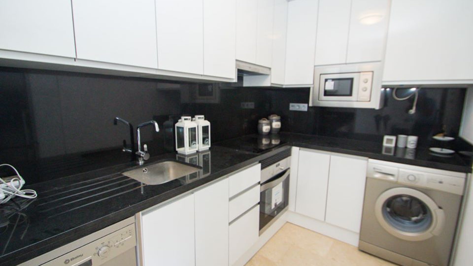 Obra nueva - Apartamentos -
Villamartin
