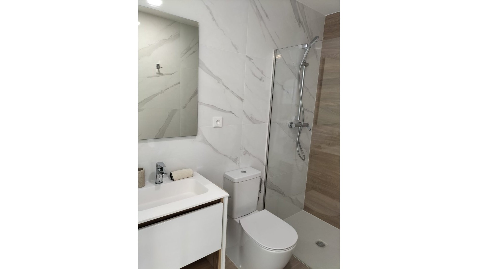 Obra nueva - Bungalow -
Orihuela Costa