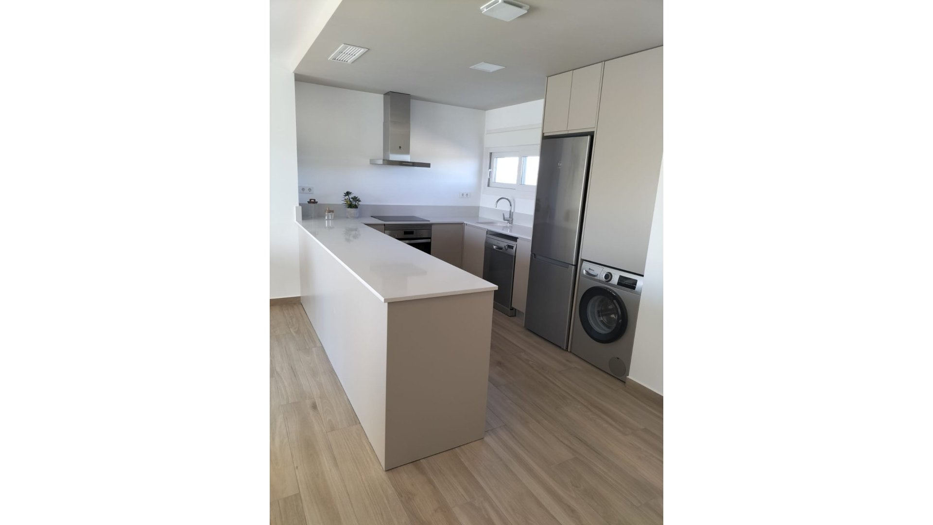 Obra nueva - Bungalow -
Orihuela Costa