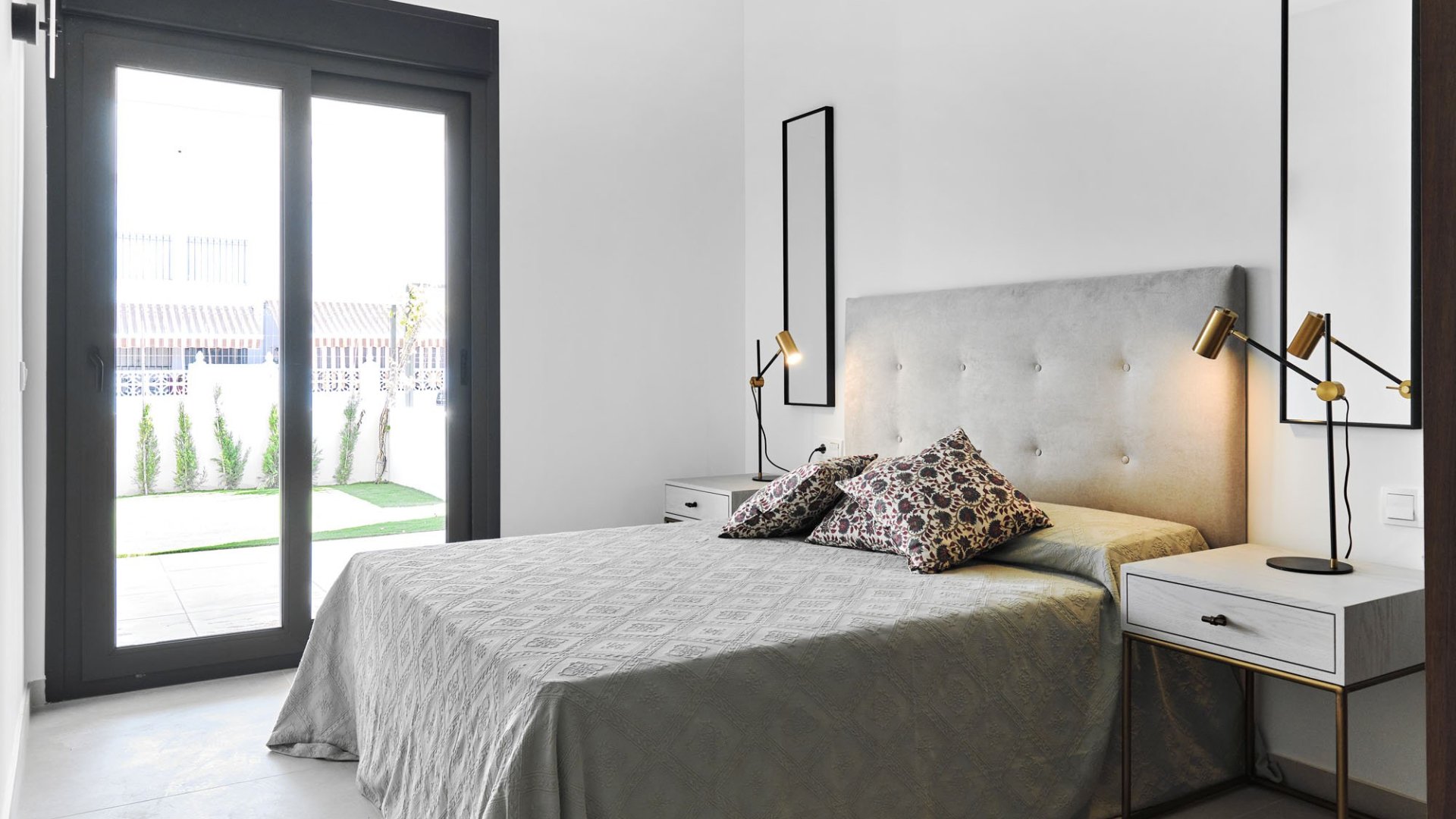 Obra nueva - Bungalow -
Torrevieja