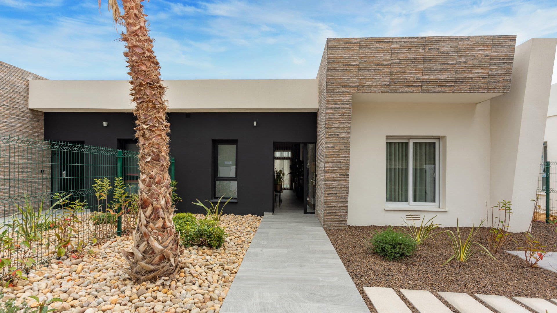 Obra nueva - Chalets -
Algorfa