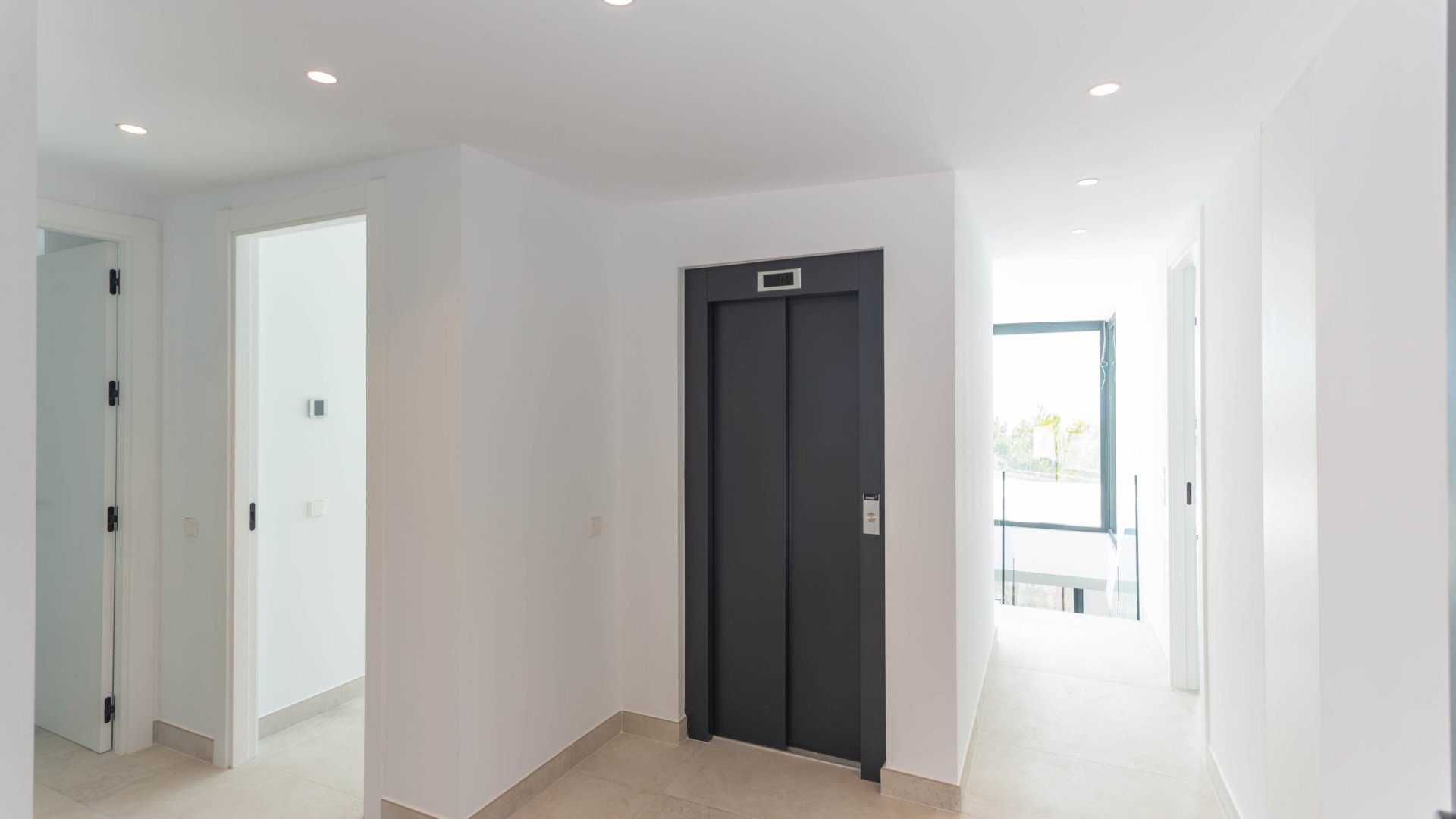 Obra nueva - Chalets -
Altea