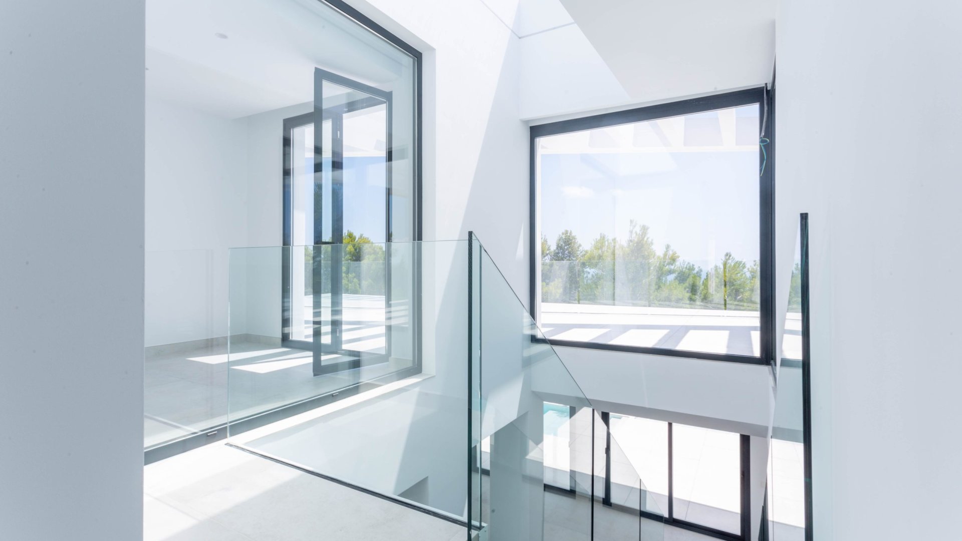 Obra nueva - Chalets -
Altea