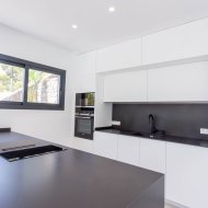 Obra nueva - Chalets -
Altea
