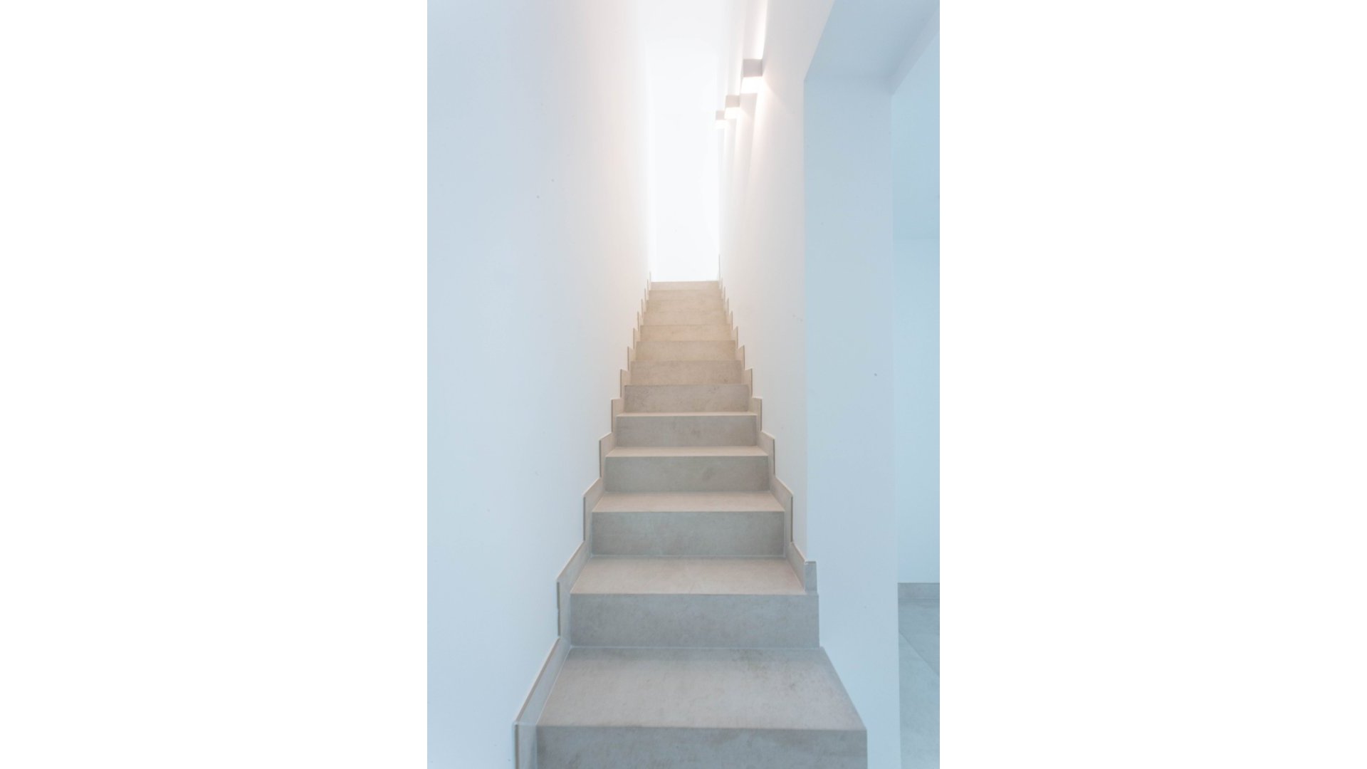 Obra nueva - Chalets -
Altea