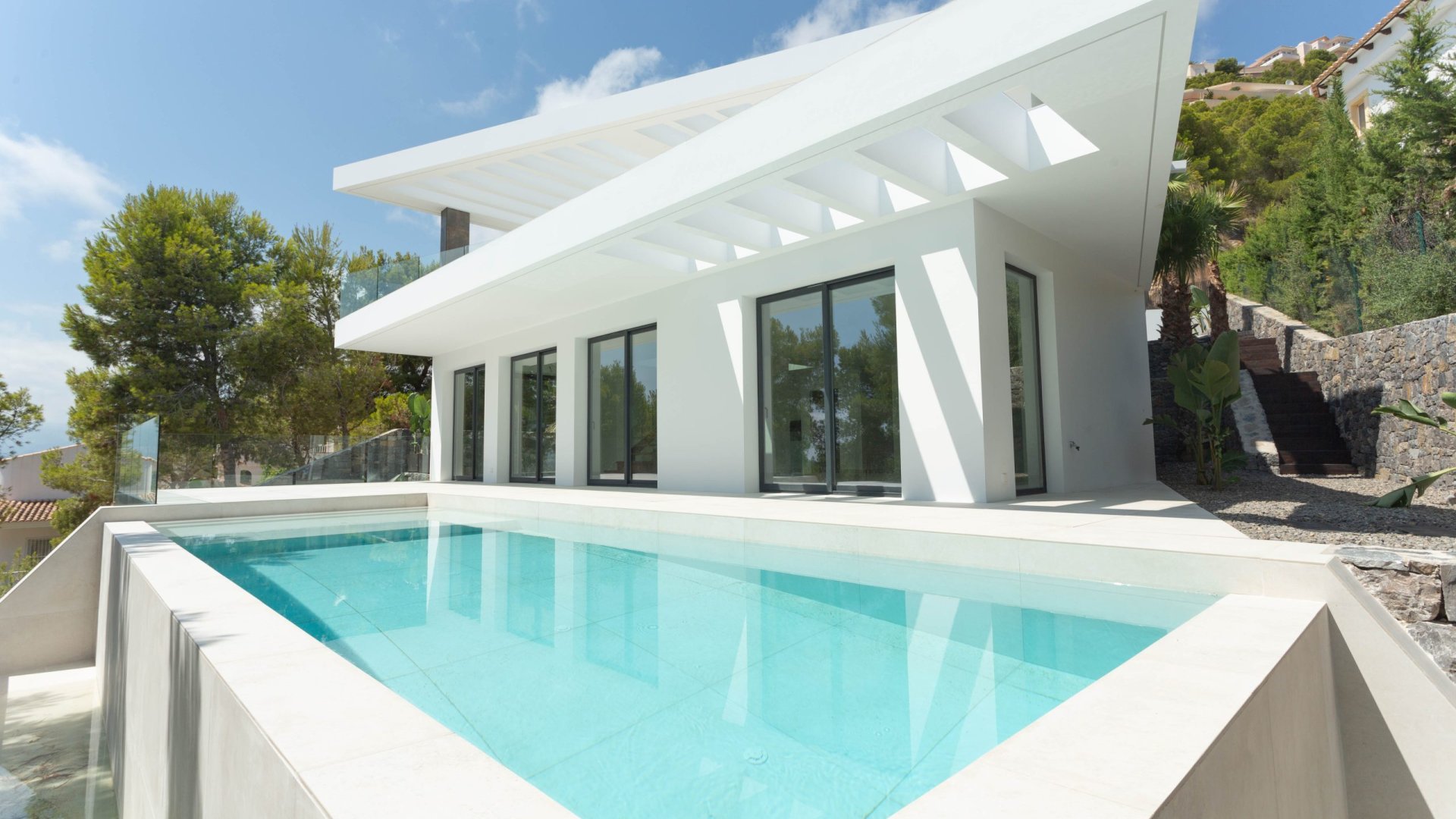 Obra nueva - Chalets -
Altea