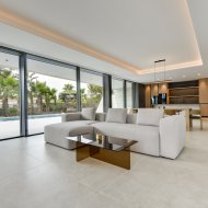 Obra nueva - Chalets -
Altea