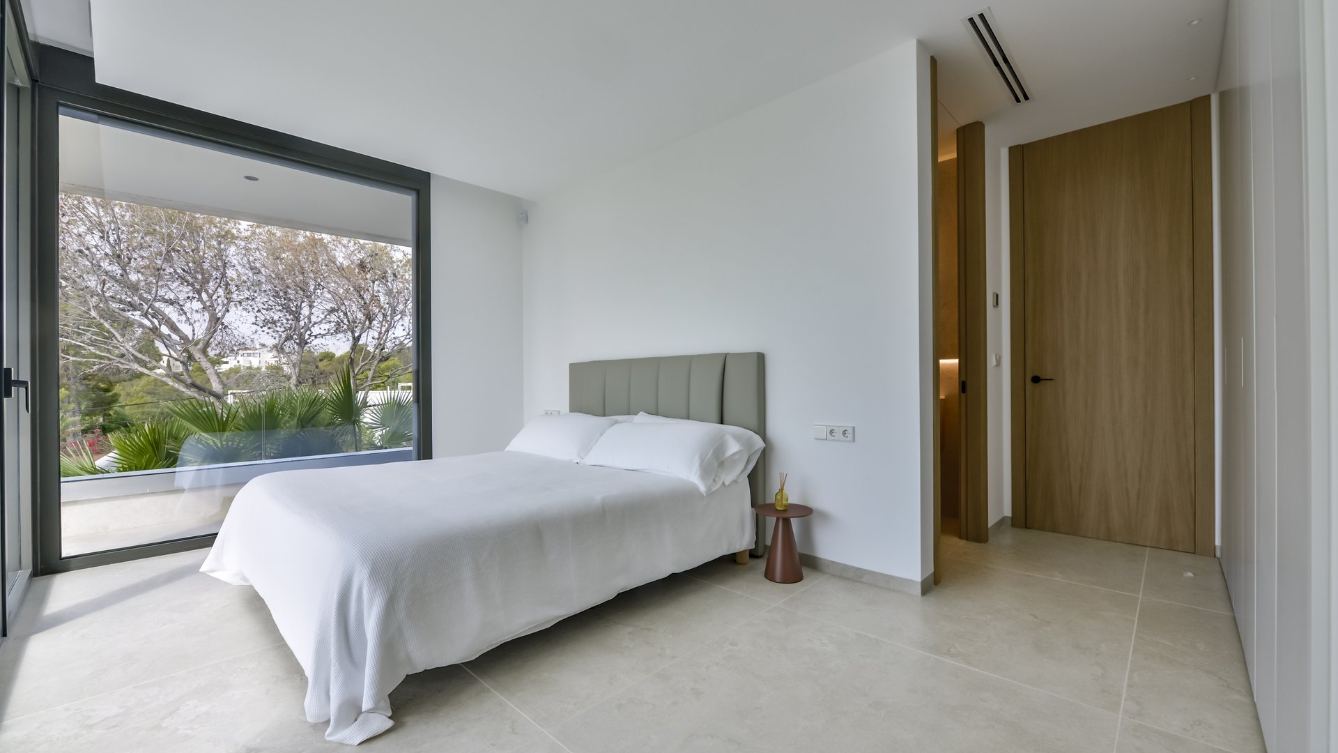 Obra nueva - Chalets -
Altea