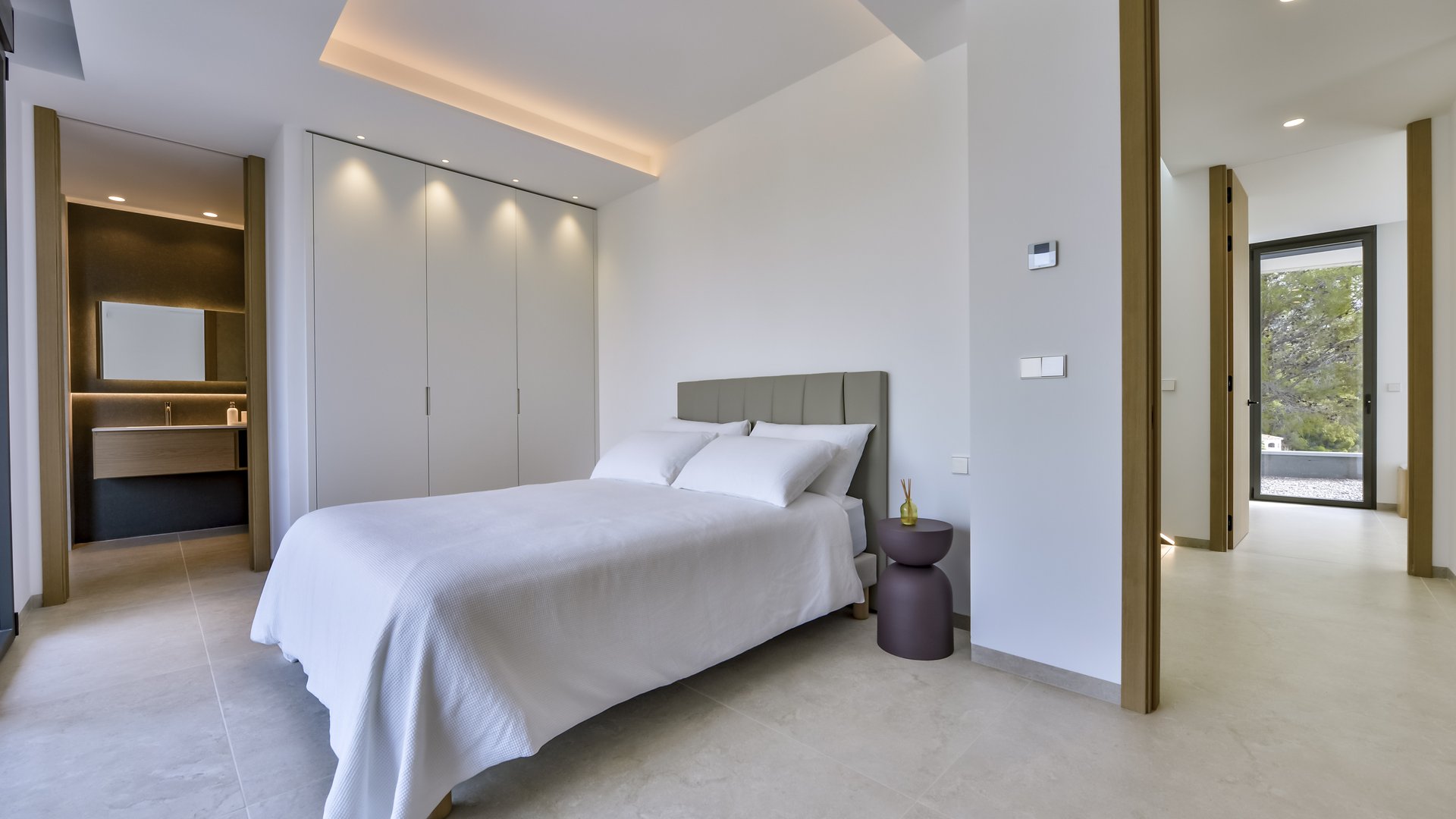 Obra nueva - Chalets -
Altea