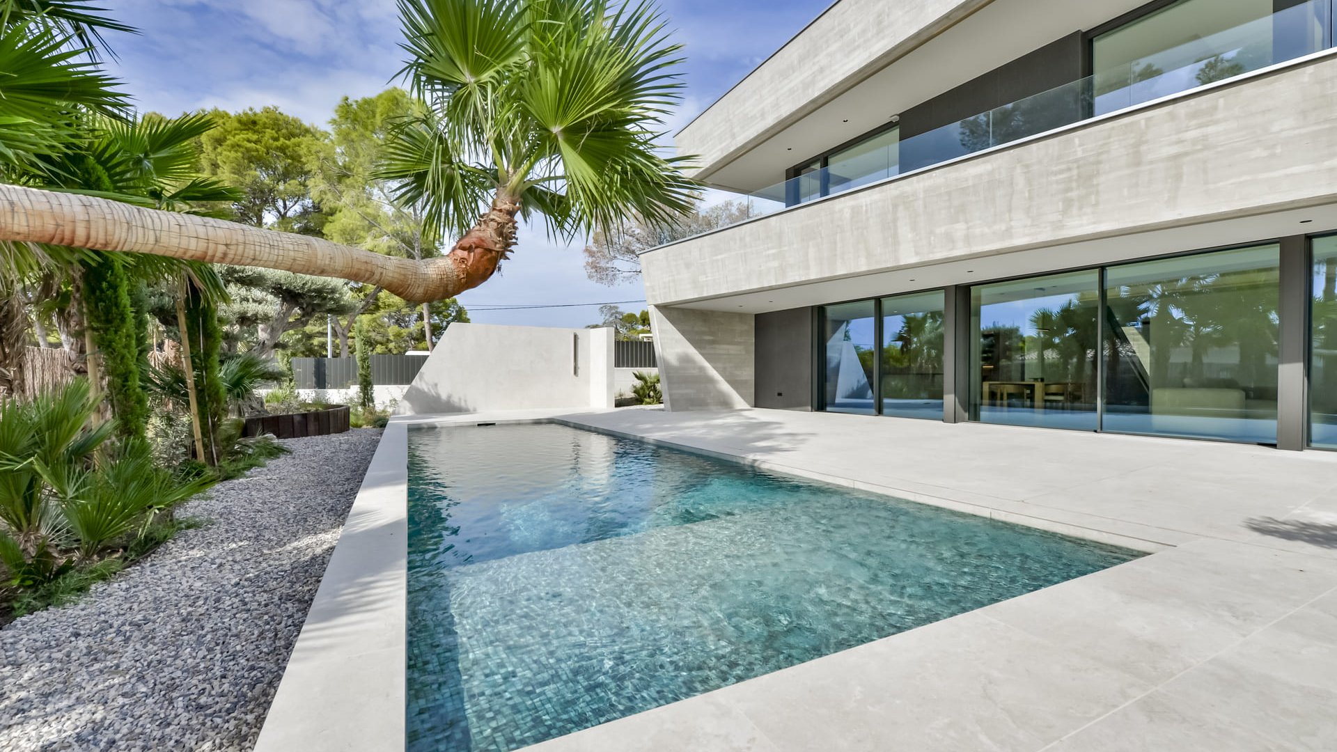Obra nueva - Chalets -
Altea