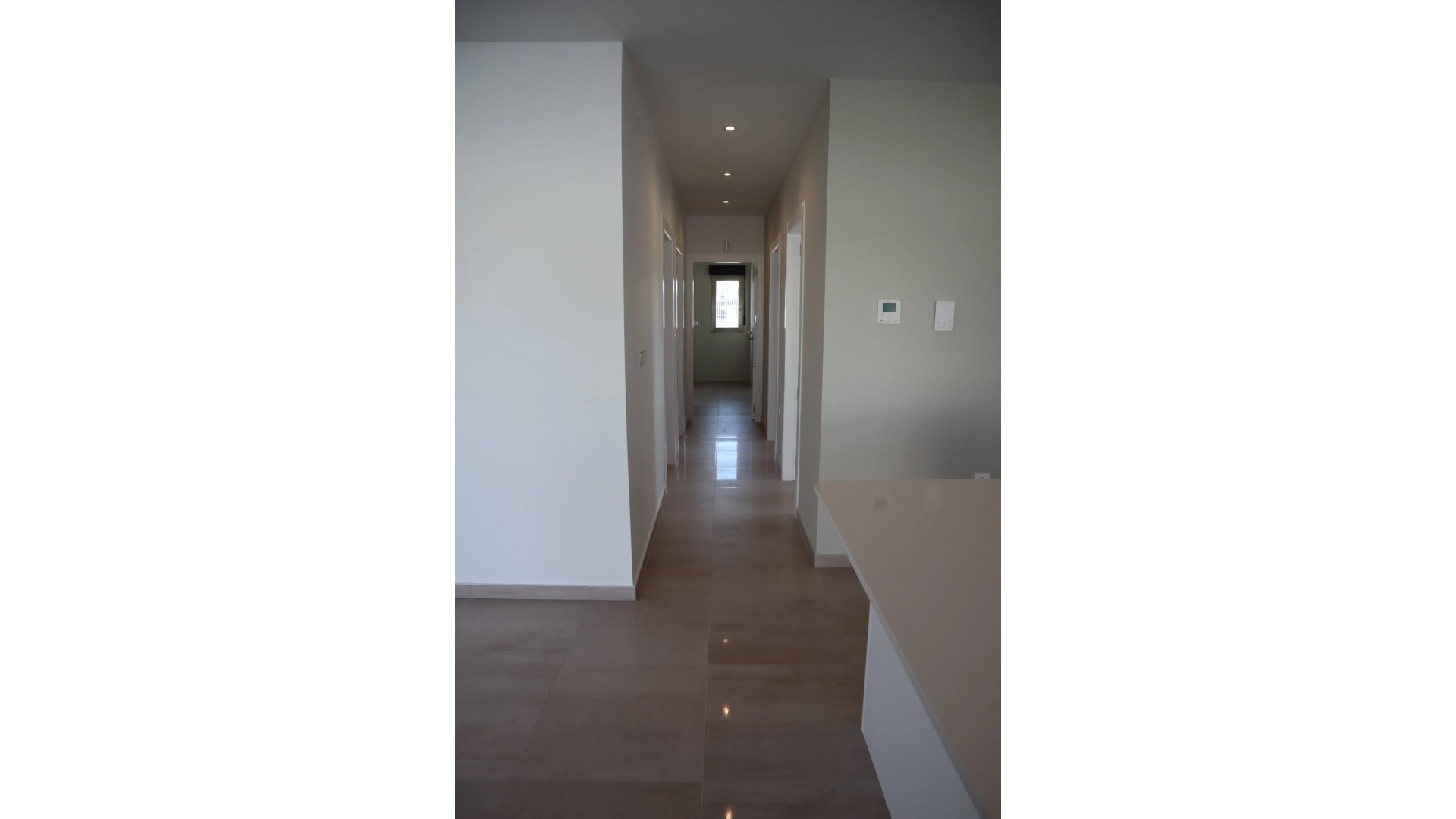 Obra nueva - Chalets -
Aspe