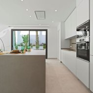Obra nueva - Chalets -
Benidorm