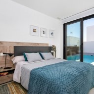 Obra nueva - Chalets -
Benijofar