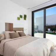 Obra nueva - Chalets -
Benijofar