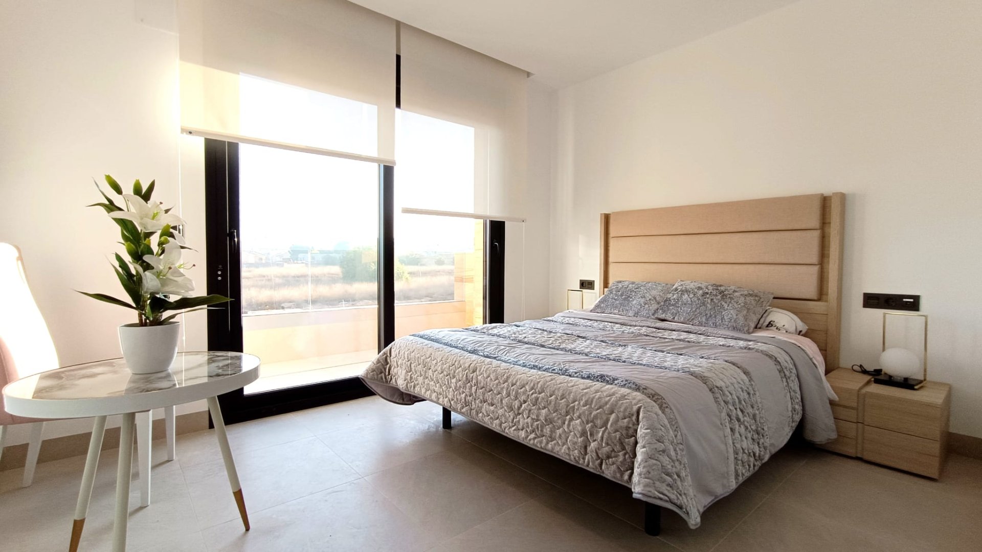 Obra nueva - Chalets -
Benijofar