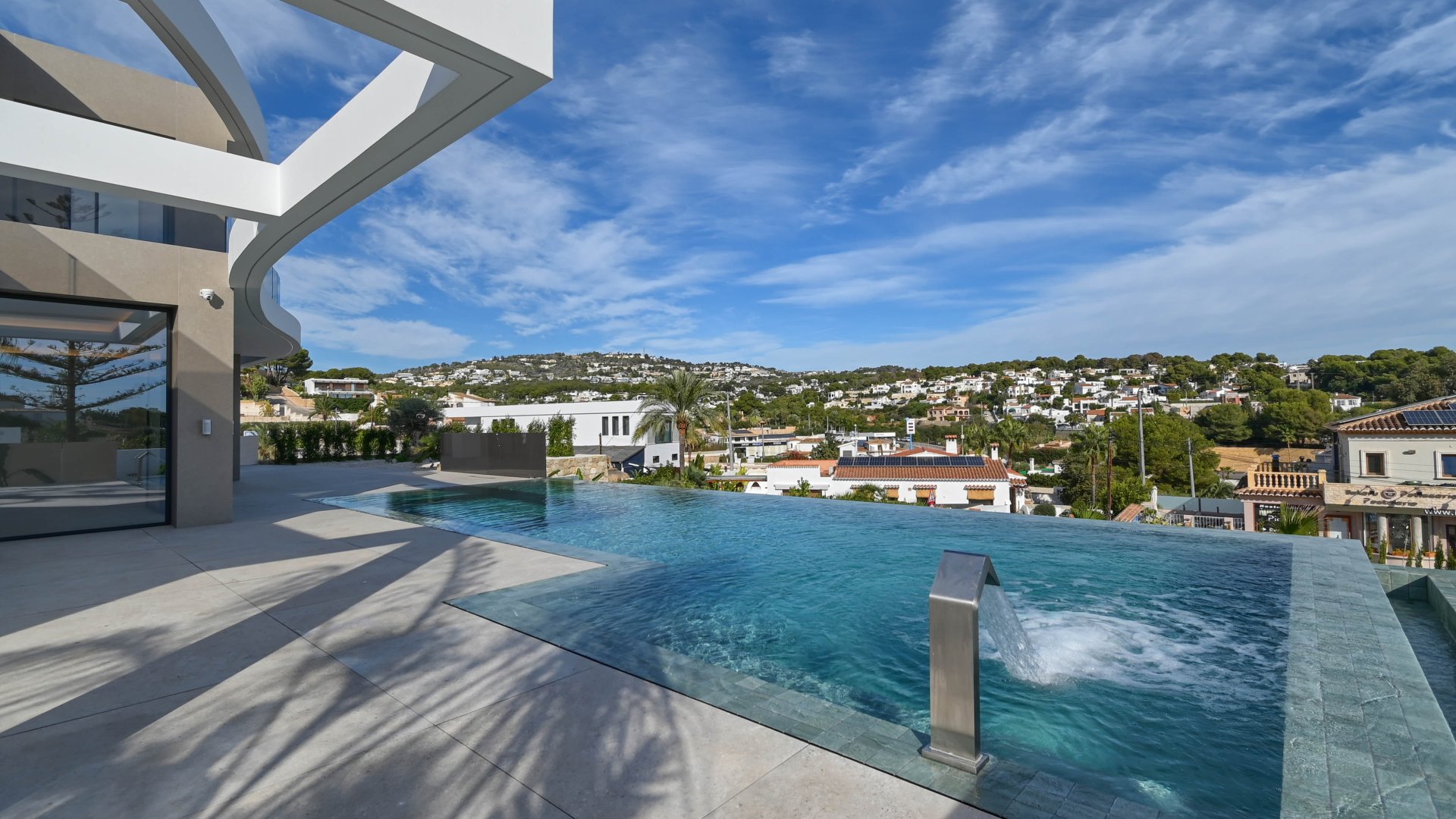 Obra nueva - Chalets -
Benissa