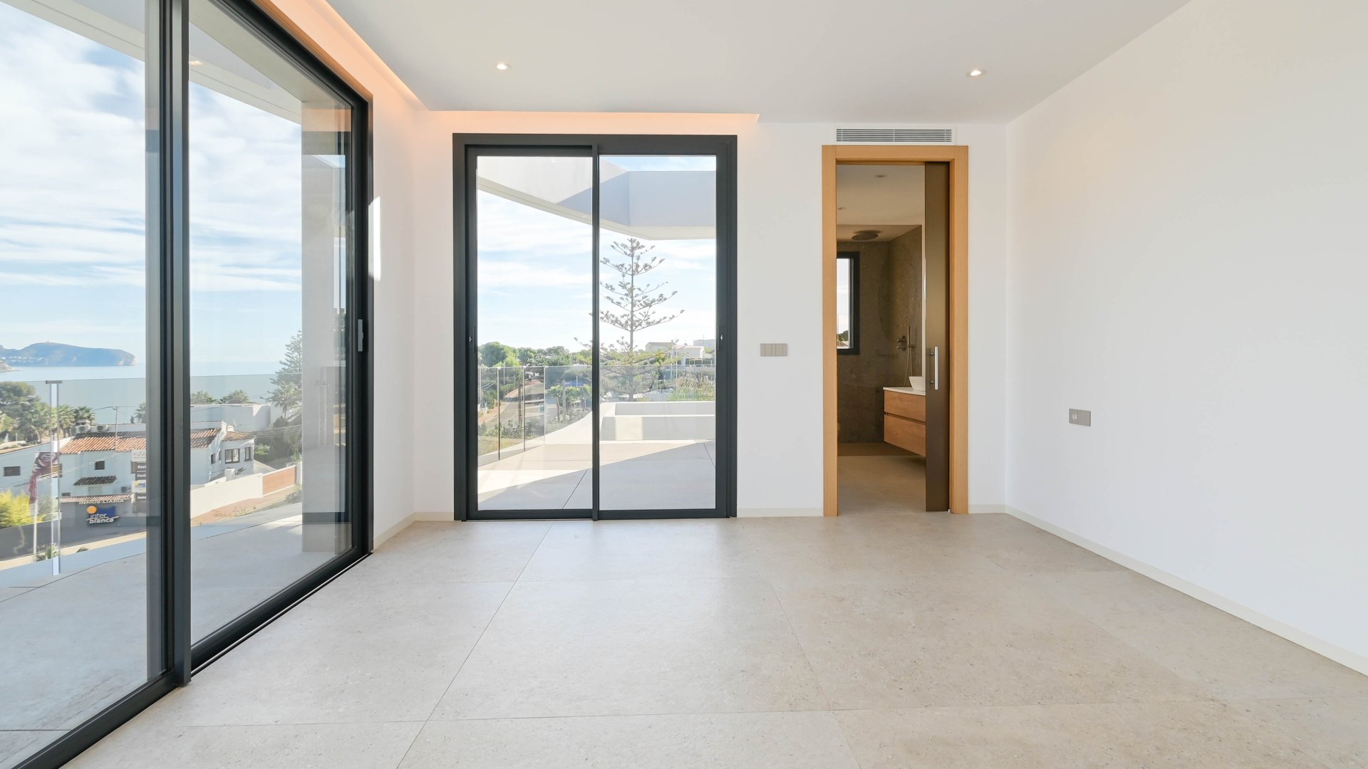 Obra nueva - Chalets -
Benissa