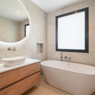 Obra nueva - Chalets -
Benissa