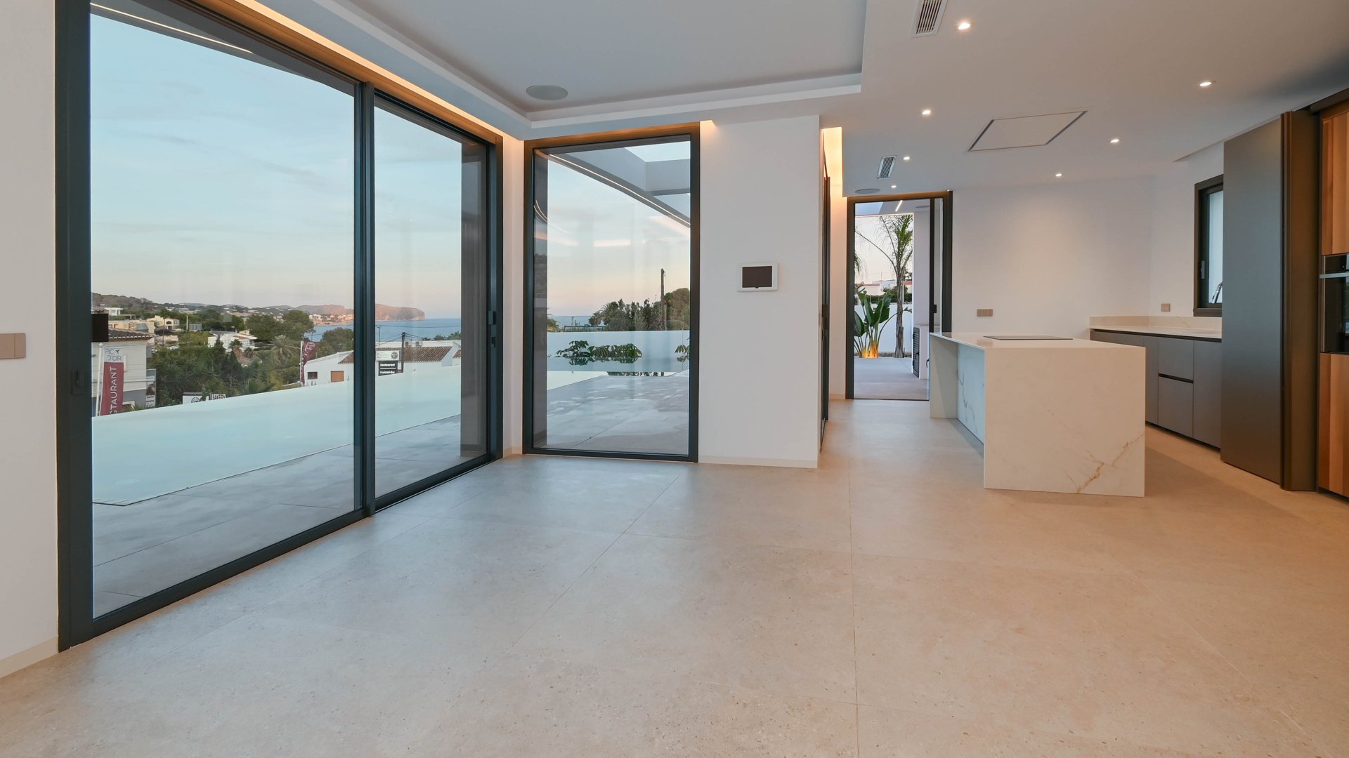 Obra nueva - Chalets -
Benissa