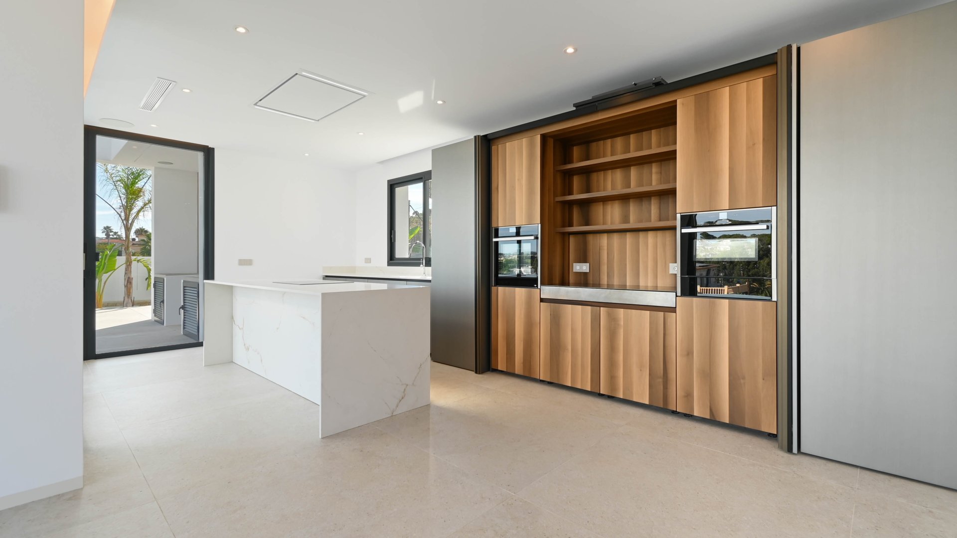 Obra nueva - Chalets -
Benissa