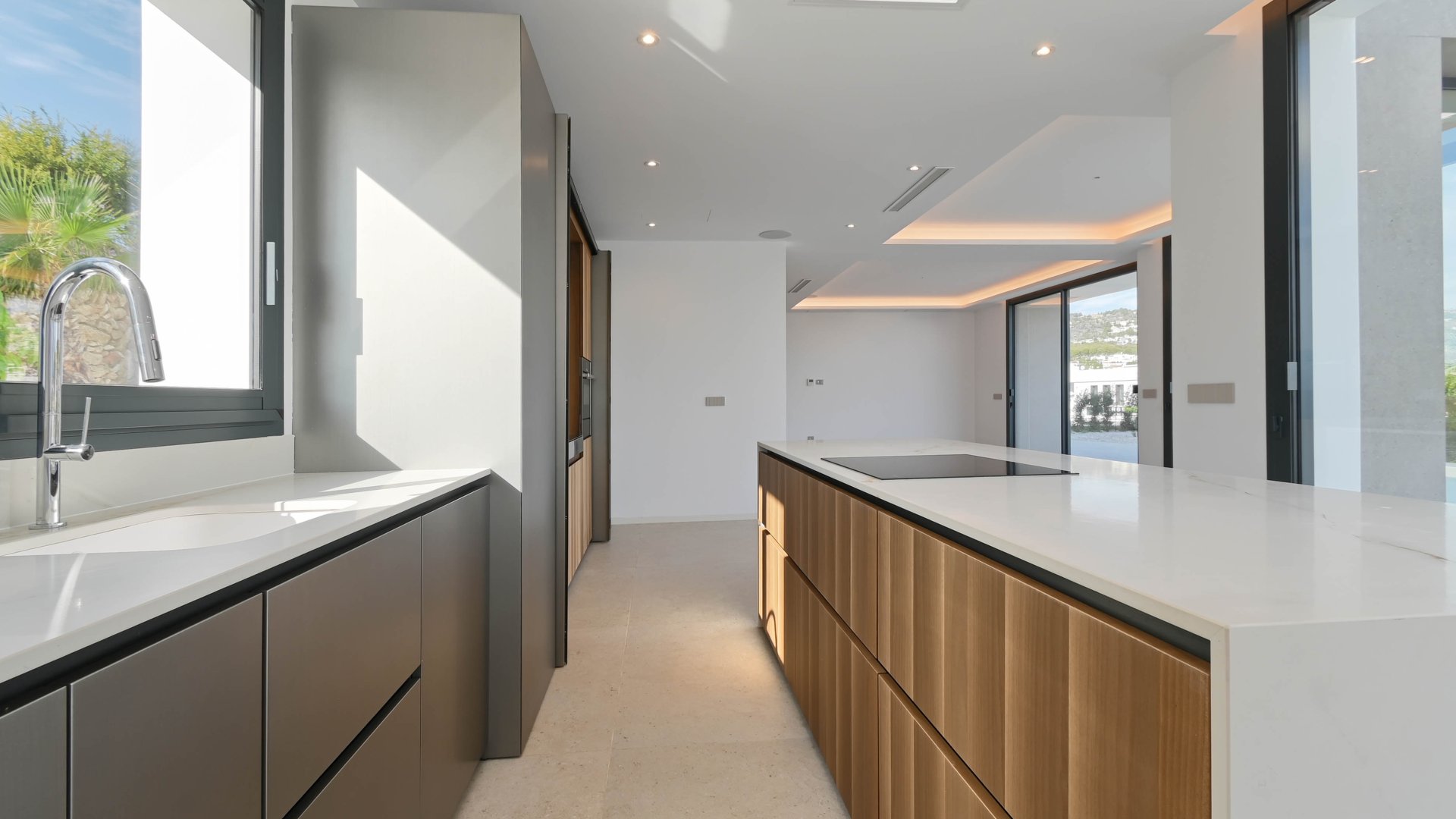 Obra nueva - Chalets -
Benissa