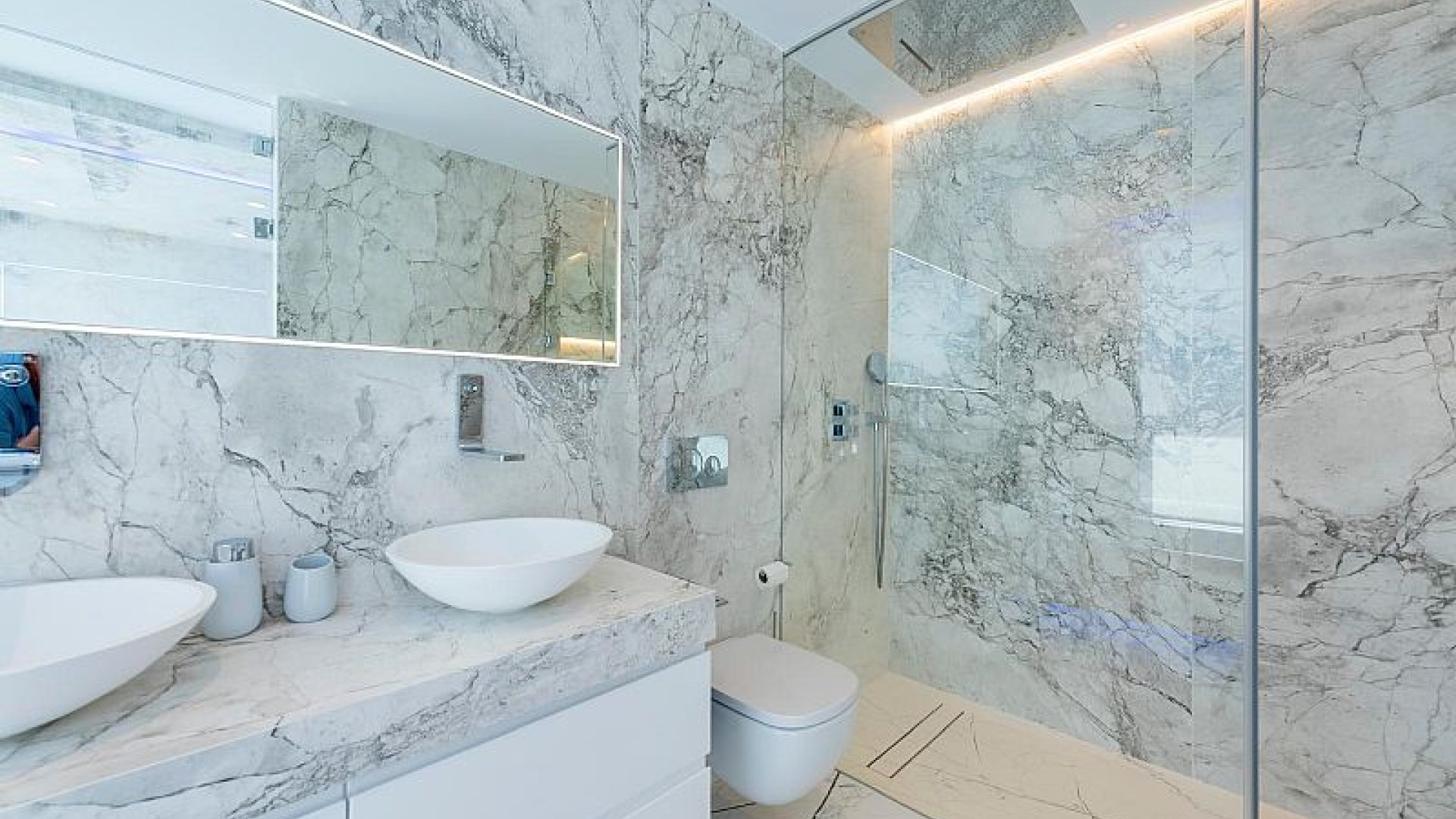 Obra nueva - Chalets -
Calpe