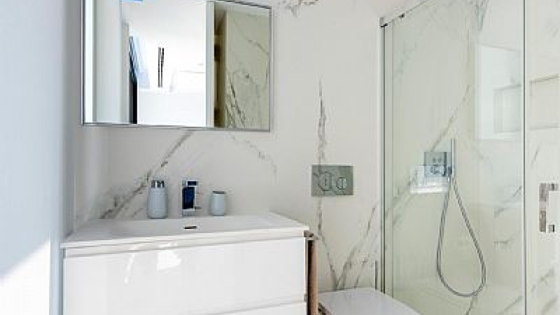 Obra nueva - Chalets -
Calpe
