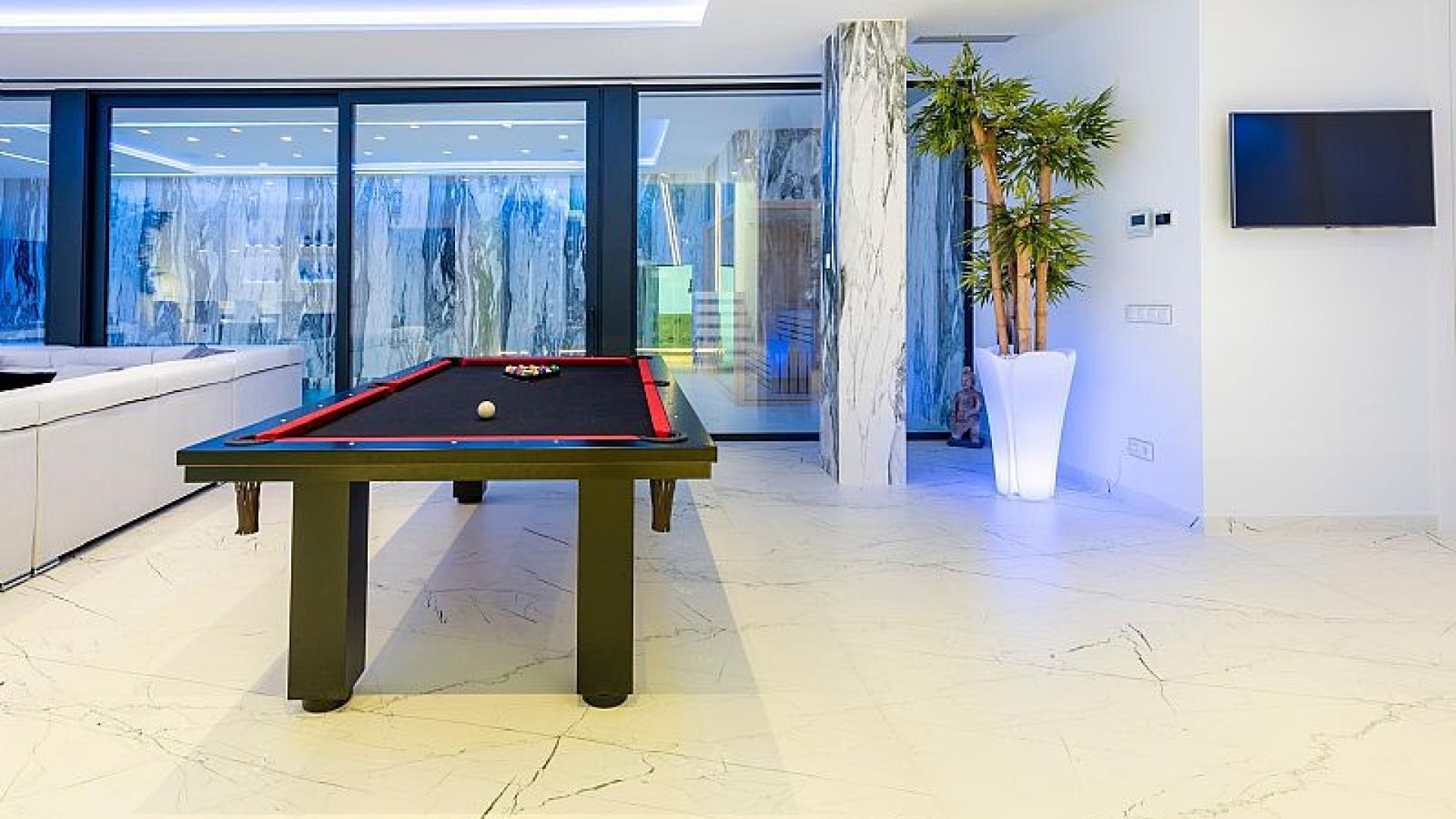 Obra nueva - Chalets -
Calpe