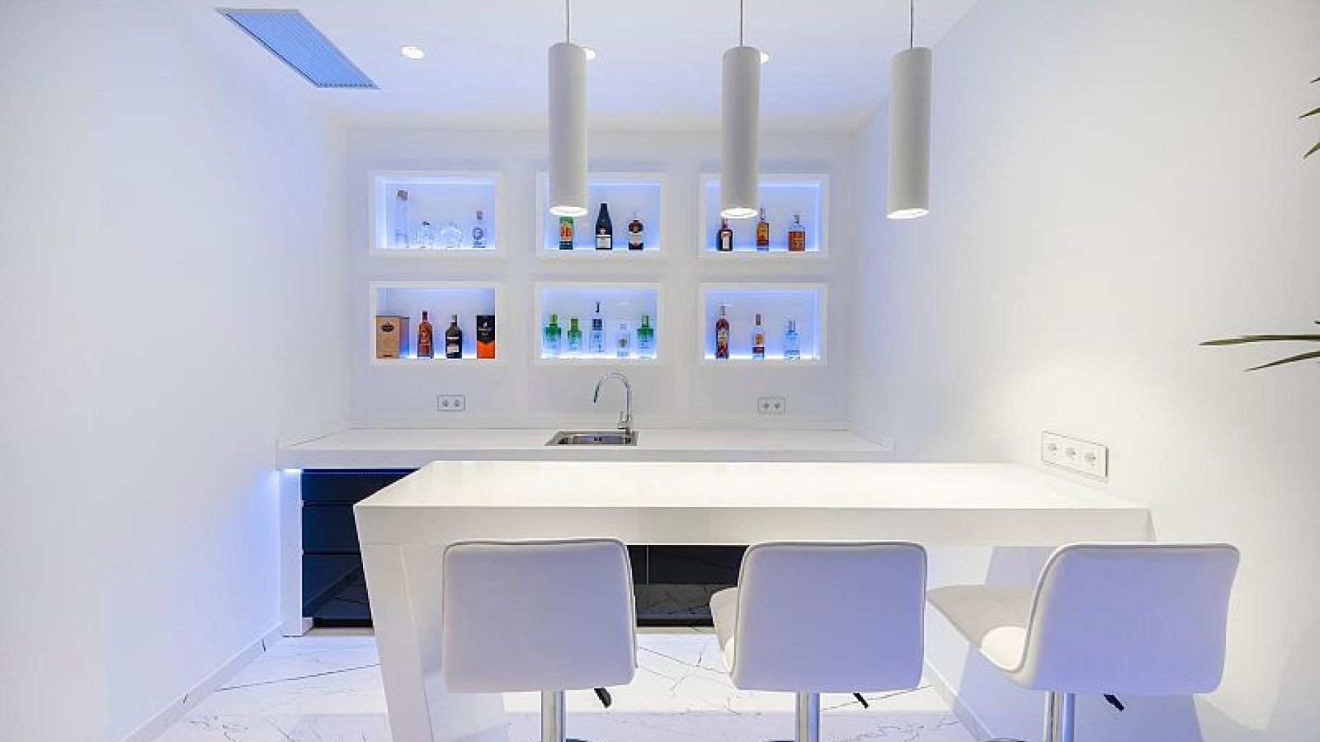 Obra nueva - Chalets -
Calpe