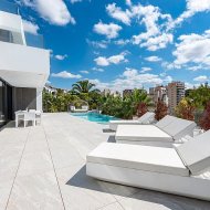 Obra nueva - Chalets -
Calpe