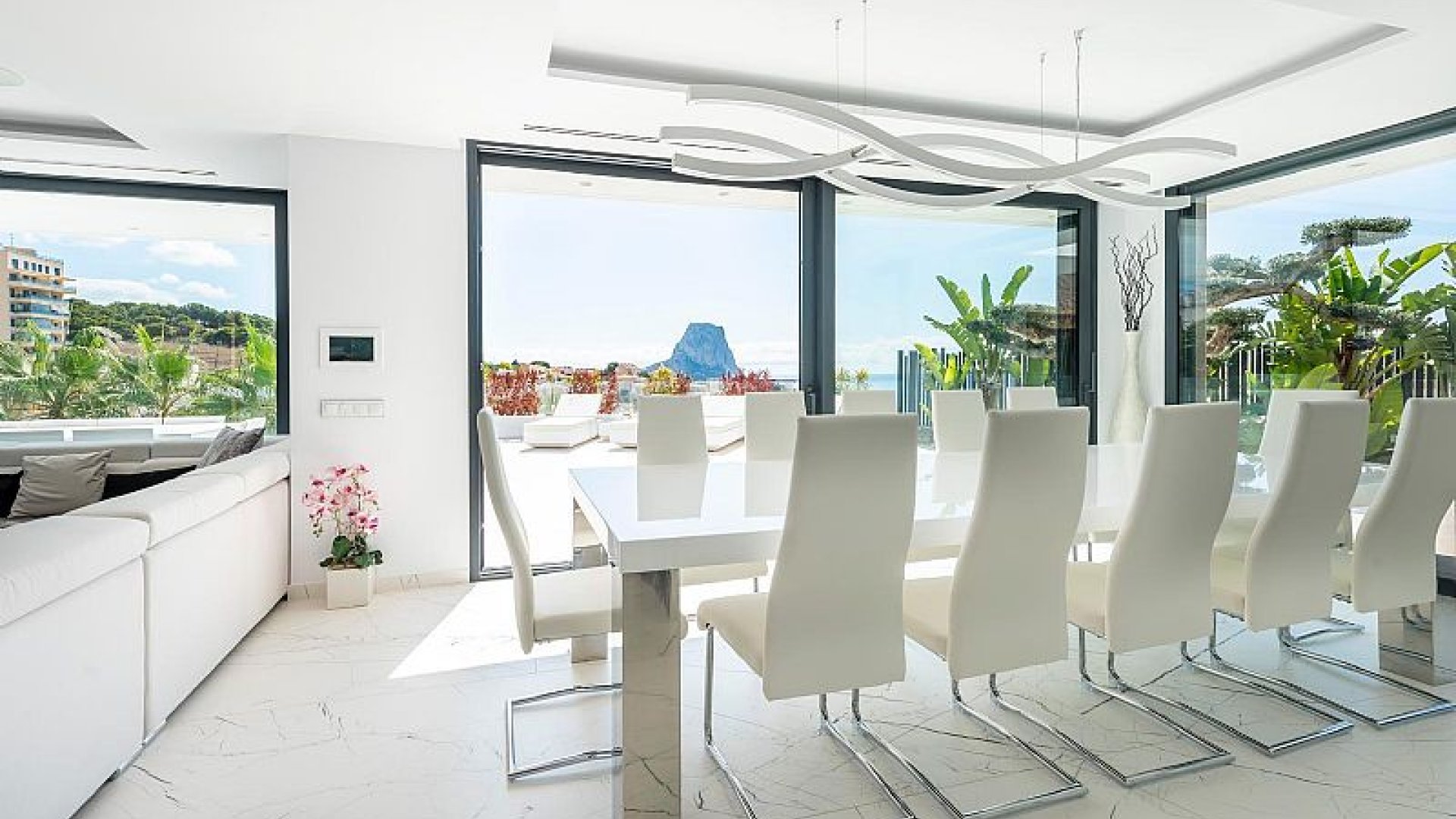 Obra nueva - Chalets -
Calpe