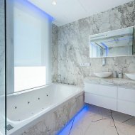 Obra nueva - Chalets -
Calpe